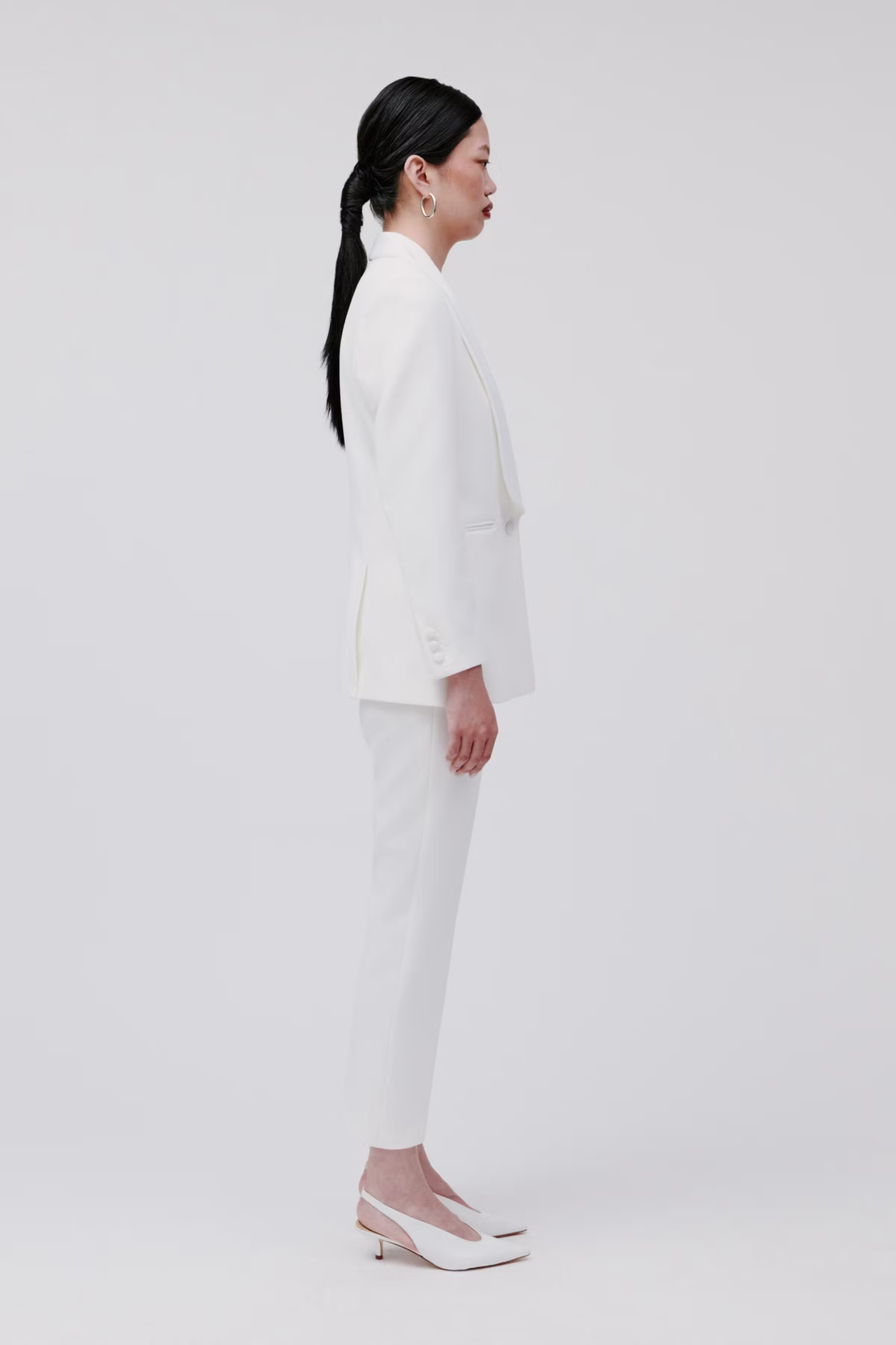 IOJANA Blazer LOOKBOOK FRONT 30600456-WH010