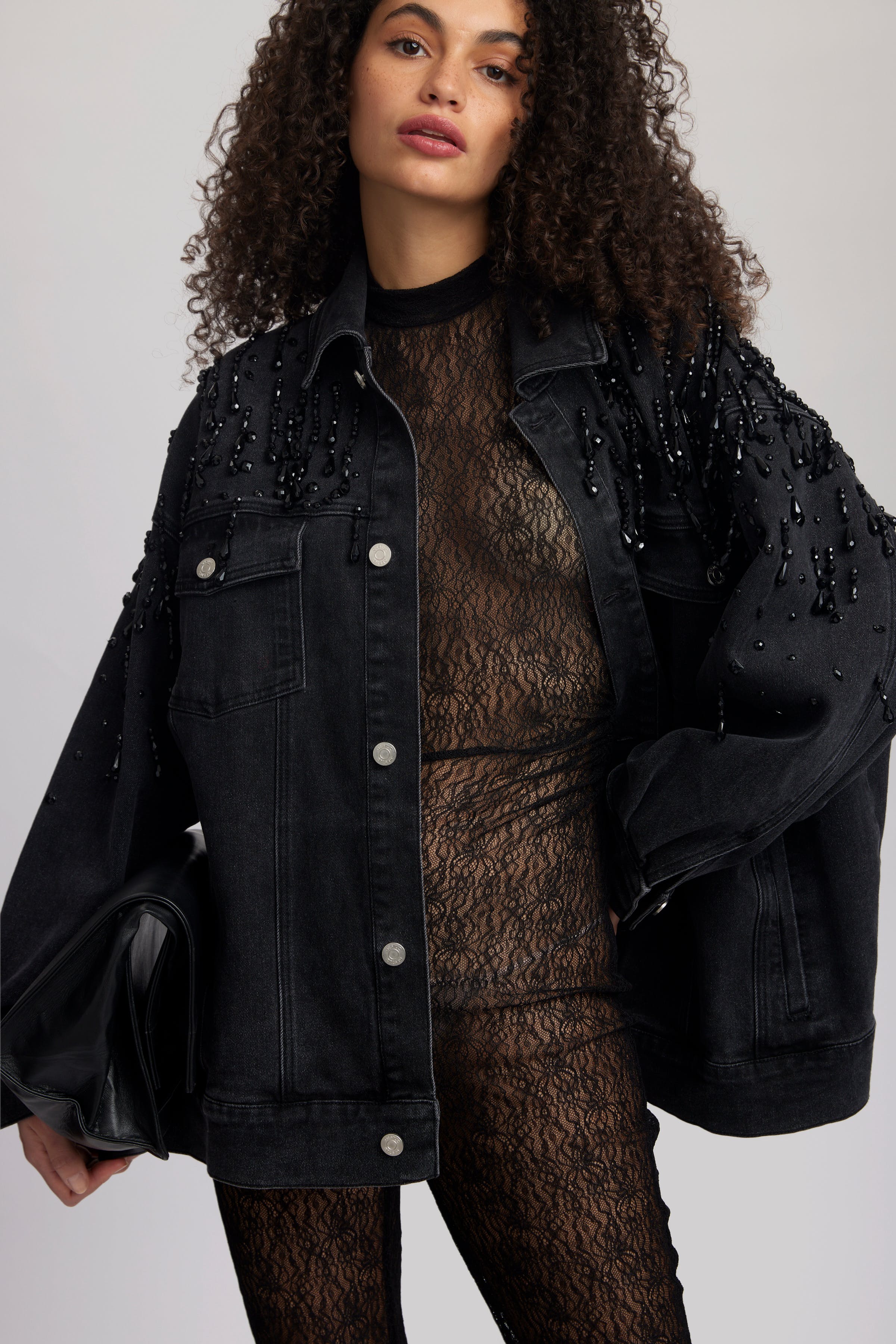 LailaGZ Overall LOOKBOOK FRONT 10909442-100017