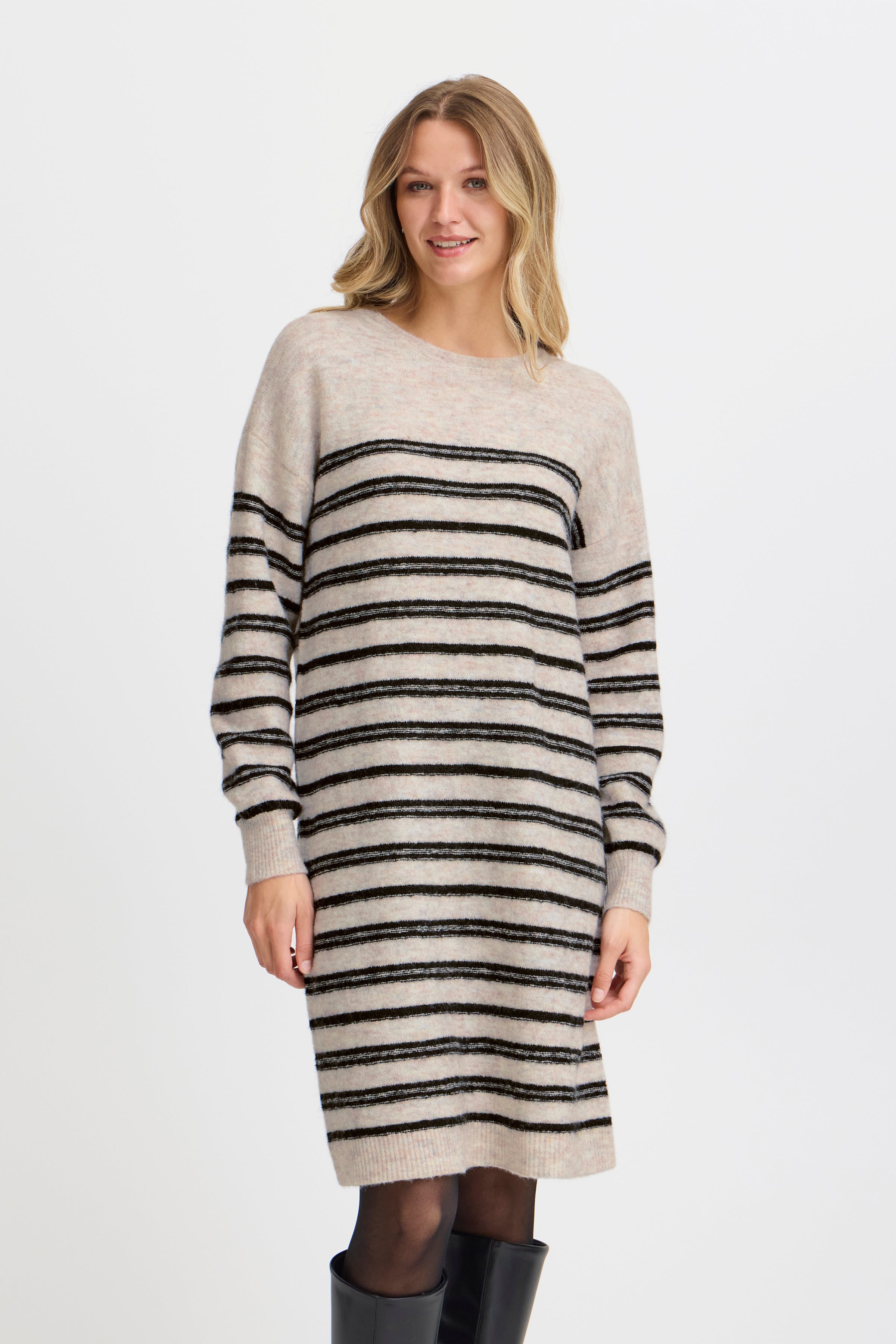 FRSANNY Klänning LOOKBOOK FRONT 20614680-200669