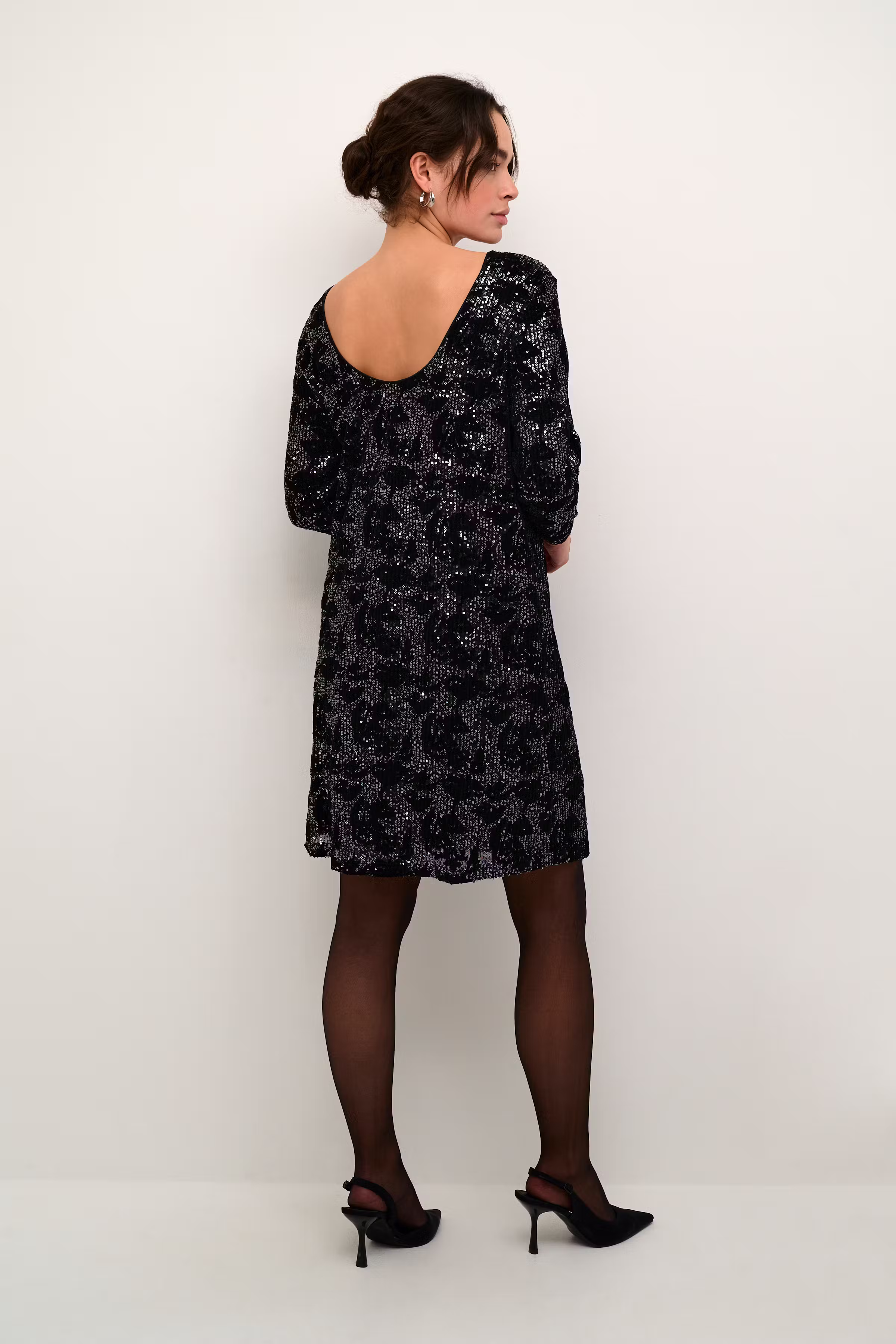 KAgritt Paljettklänning LOOKBOOK BACK 10509334-106676