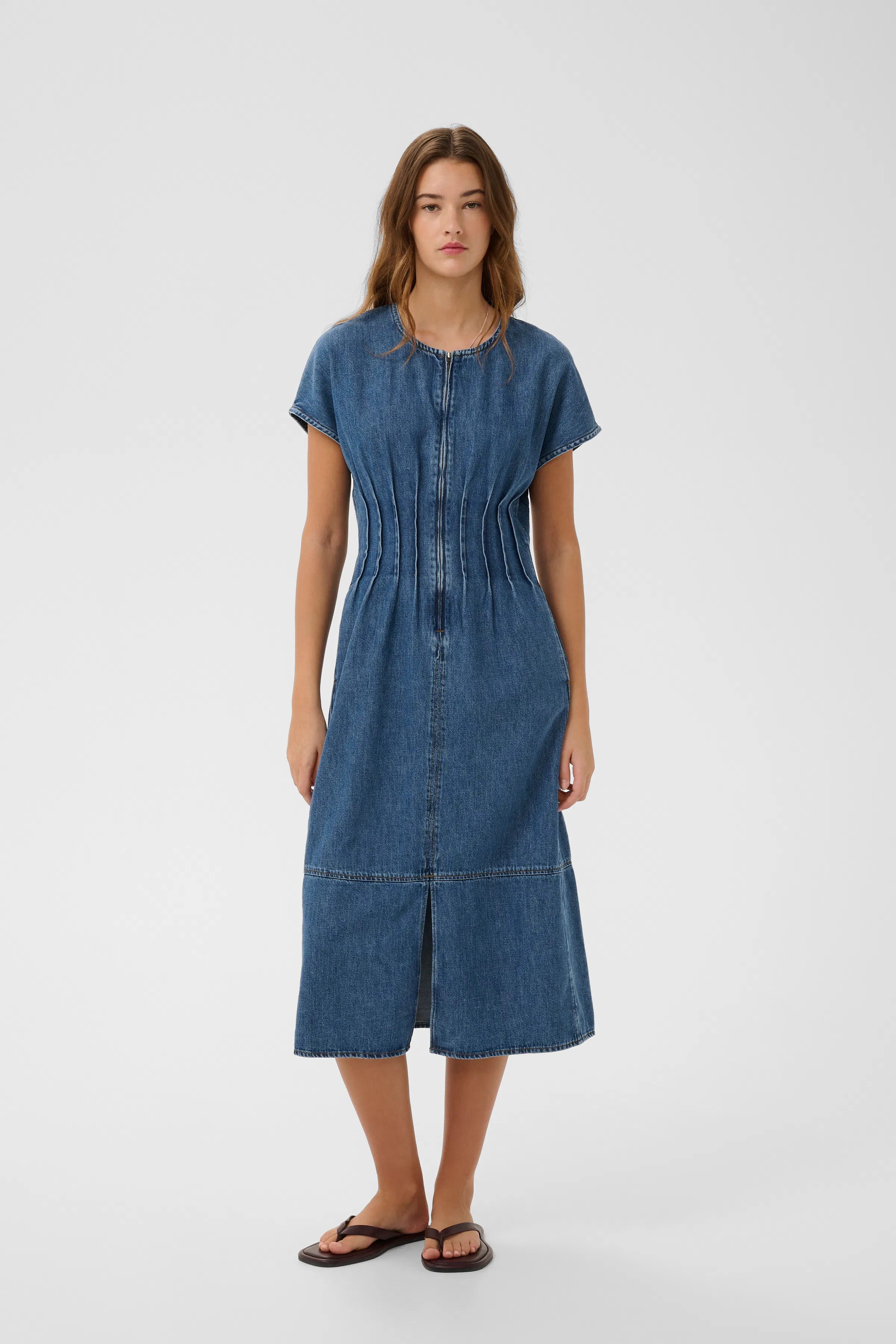 BenovaIW Jurk LOOKBOOK FRONT 30111208-300325