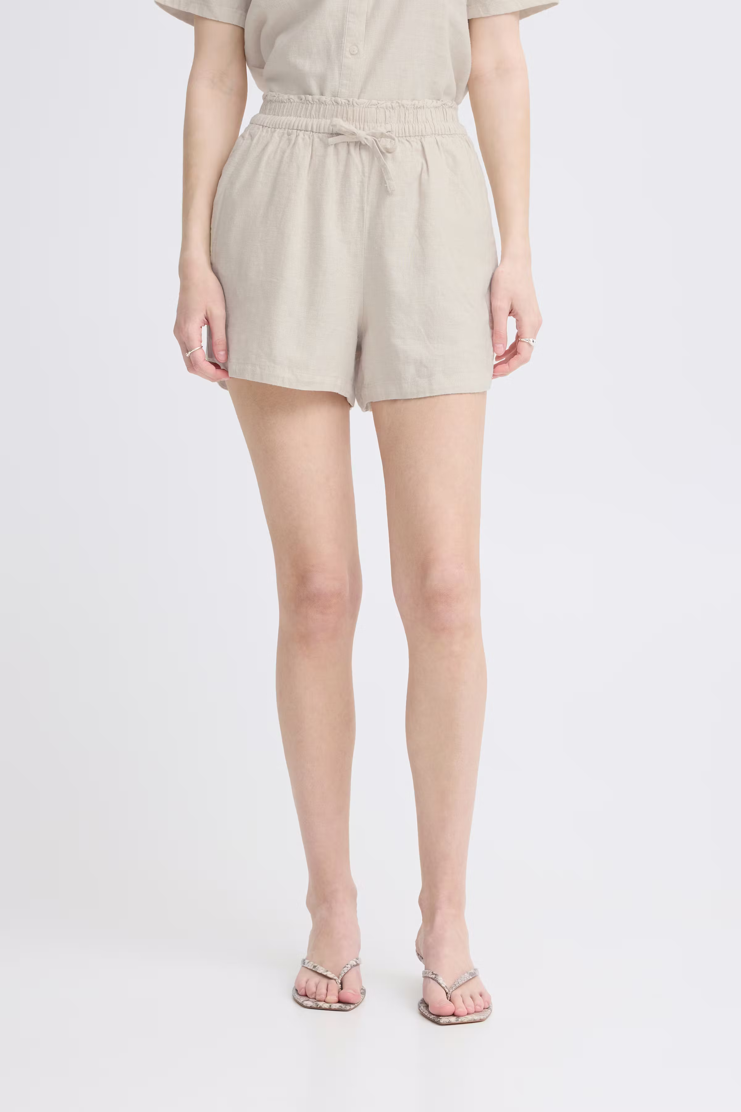 IHLINNO Shorts LOOKBOOK FRONT 20125600-204424