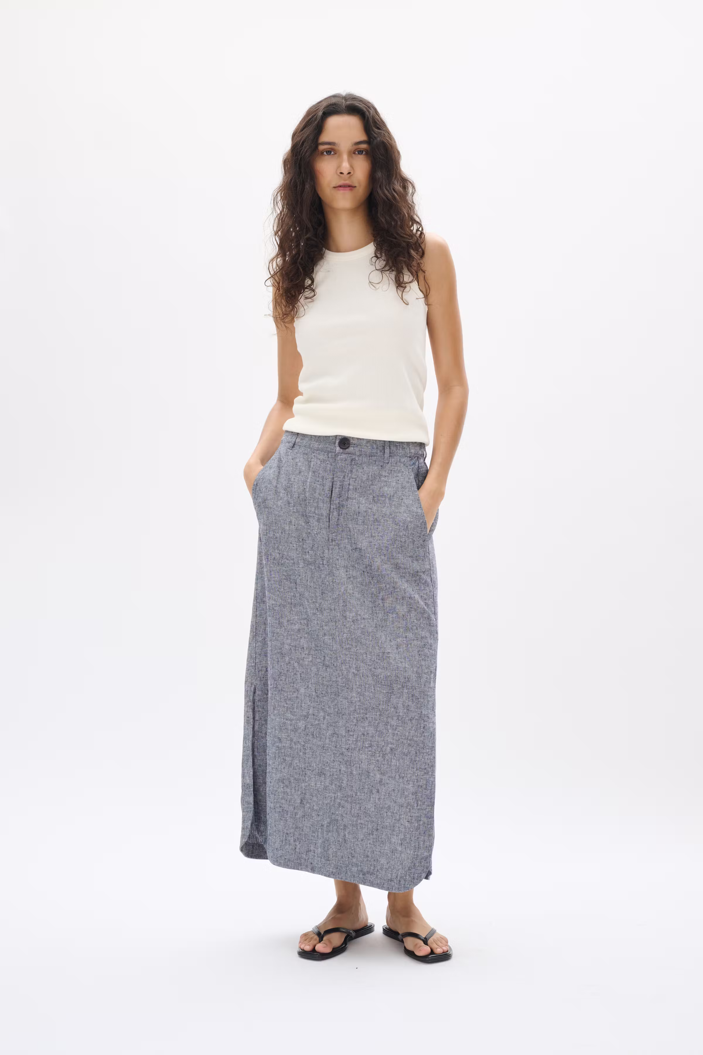 RimoneIW Linne Kjol LOOKBOOK FRONT 30110364-302004