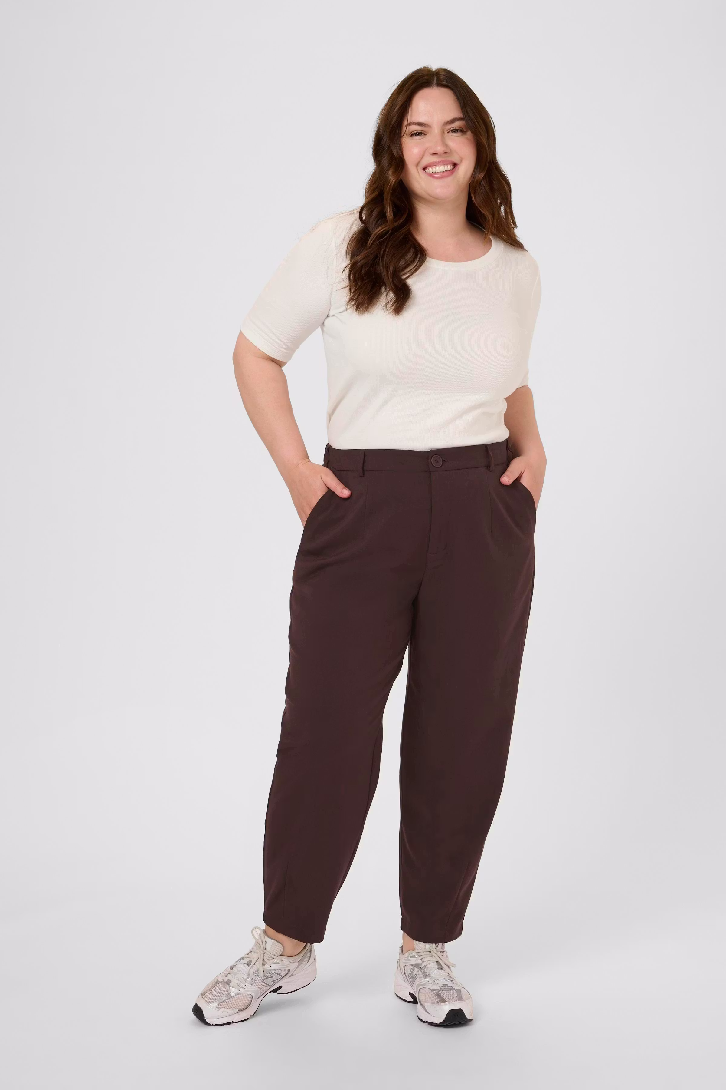 KCmerla Trousers LOOKBOOK FRONT 10582231-191111