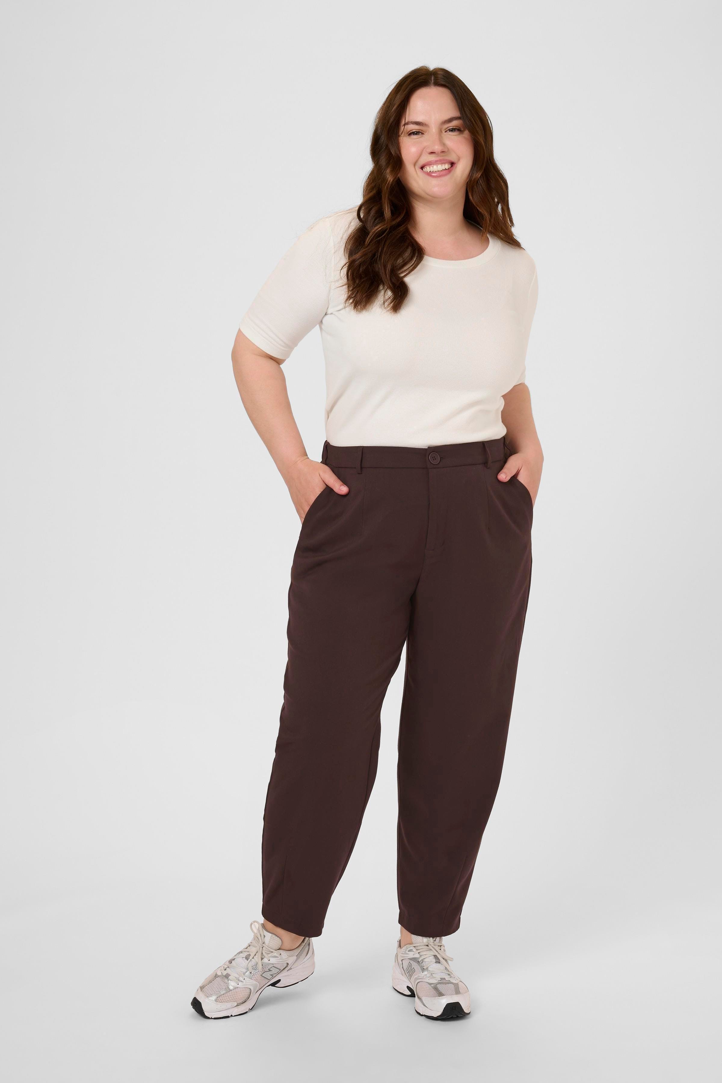 KCmerla Trousers LOOKBOOK FRONT 10582231-191111