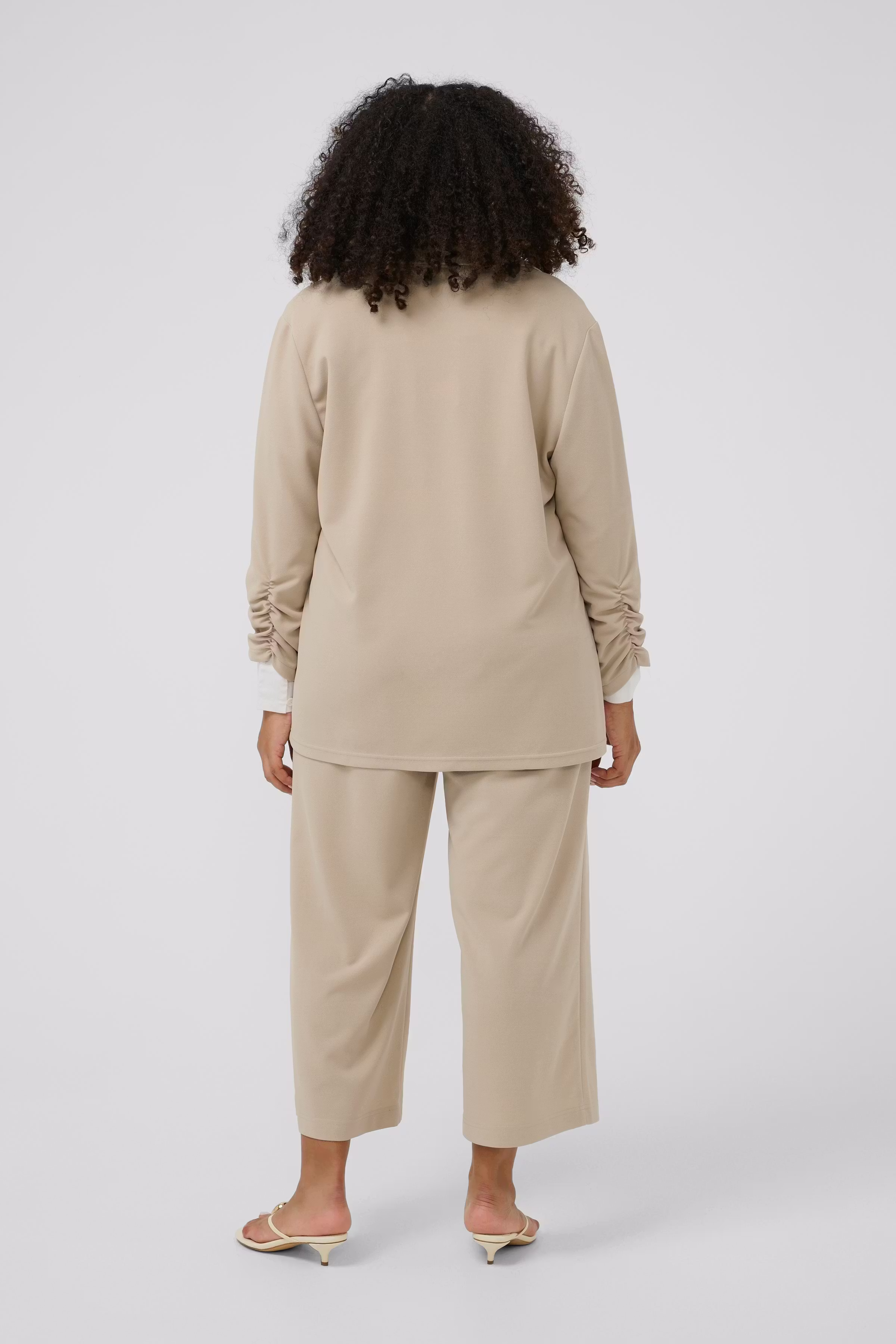 KCpheolo Blazer LOOKBOOK BACK 10584092-151305