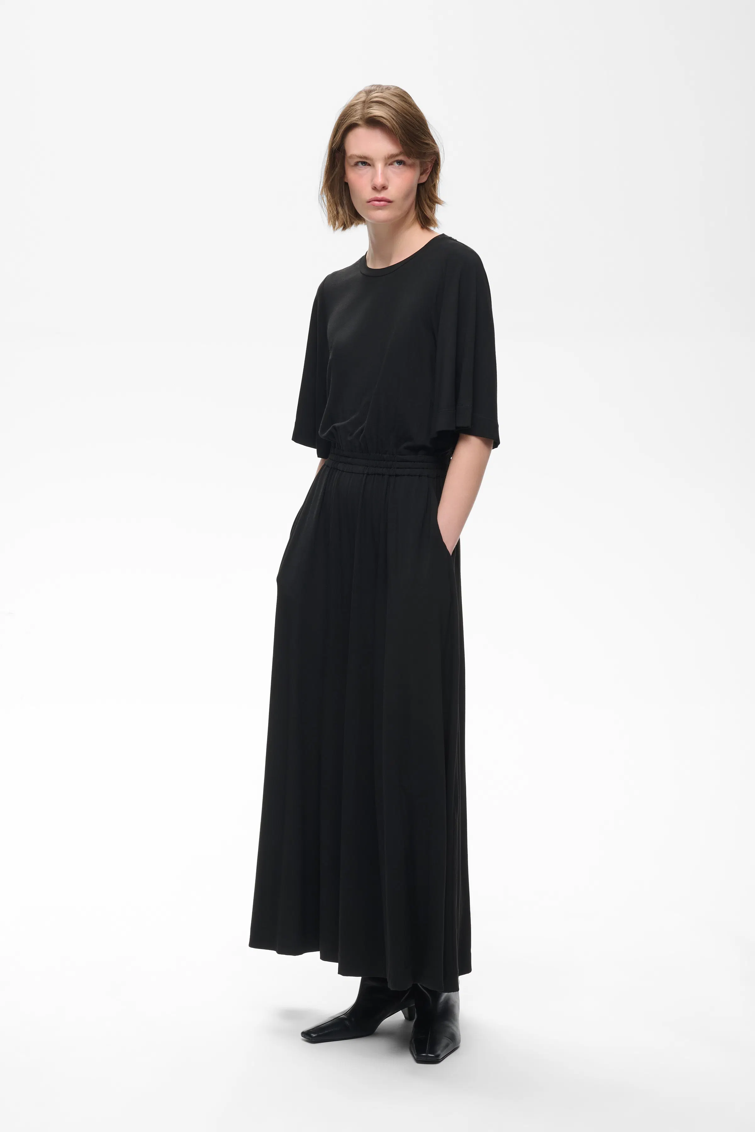 TalishaIW Klänning LOOKBOOK FRONT 30111320-194008