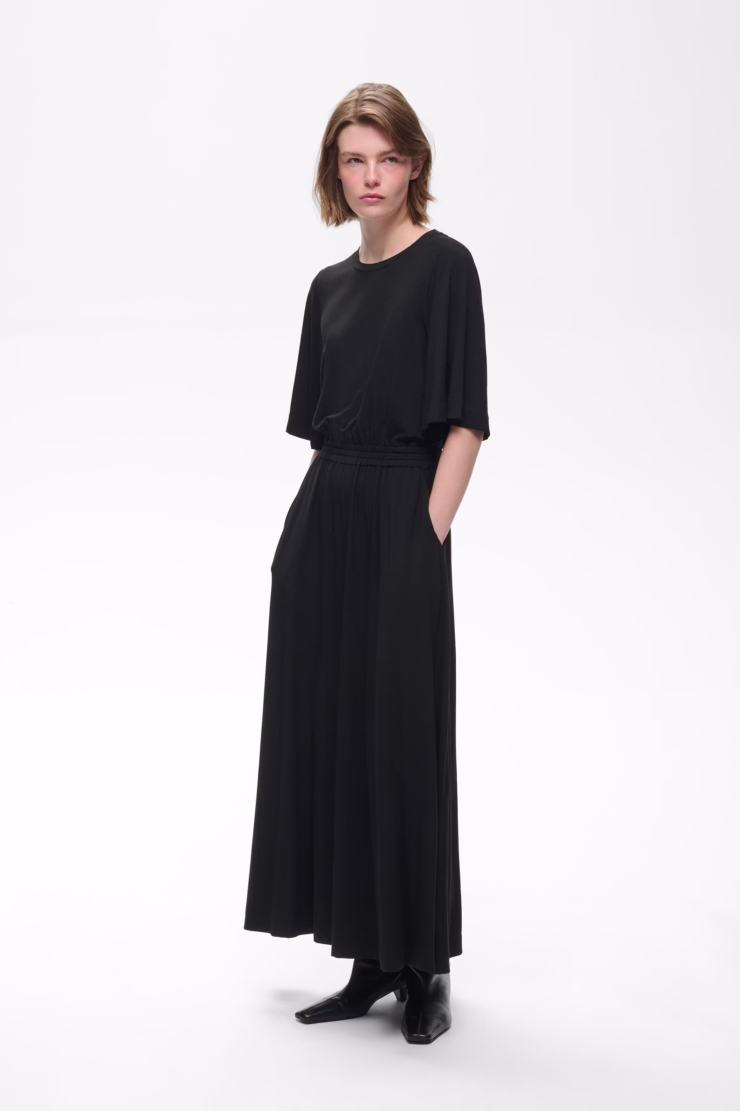TalishaIW Klänning LOOKBOOK FRONT 30111320-194008