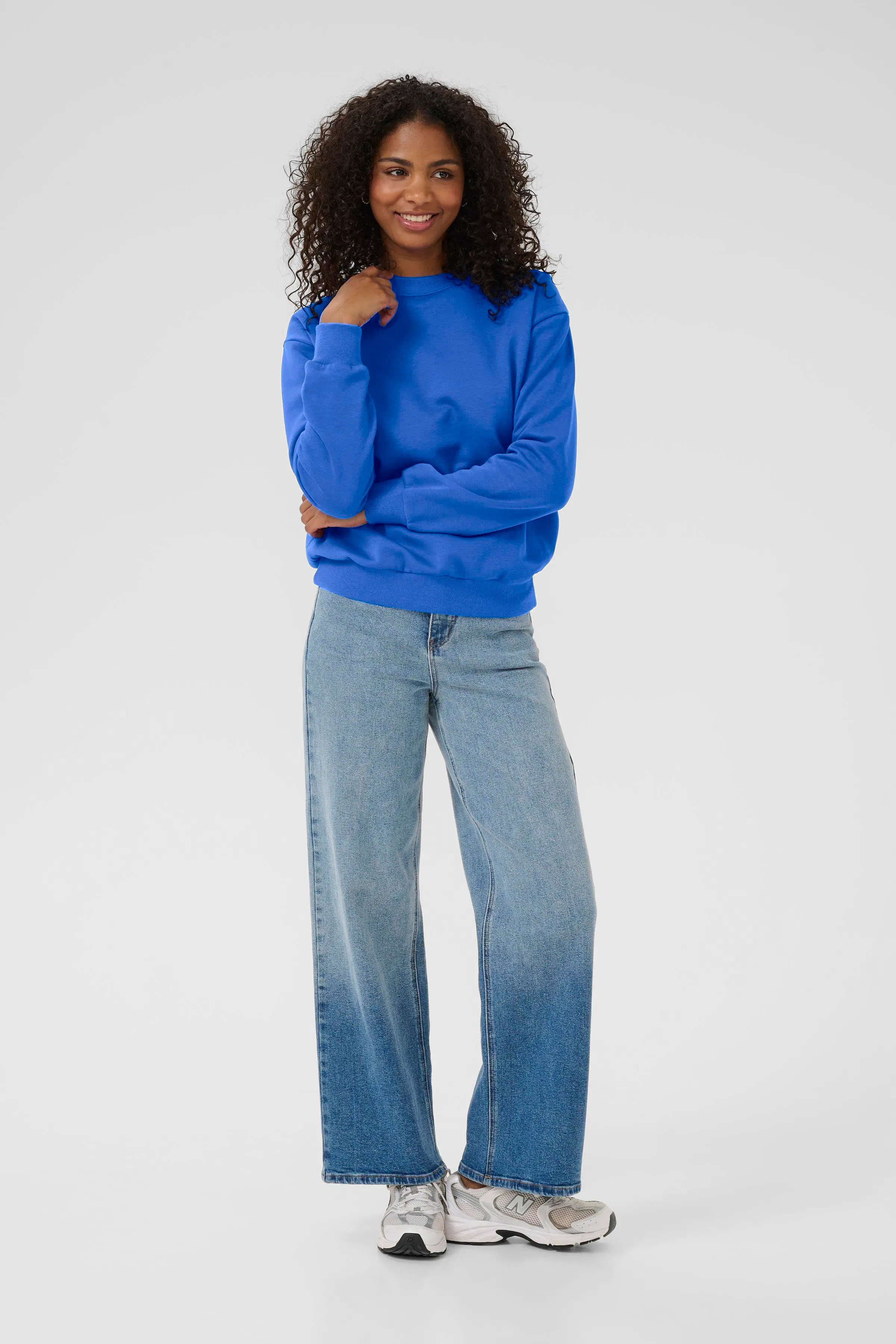 KAberta Sweatshirt LOOKBOOK FRONT 10510216-193952