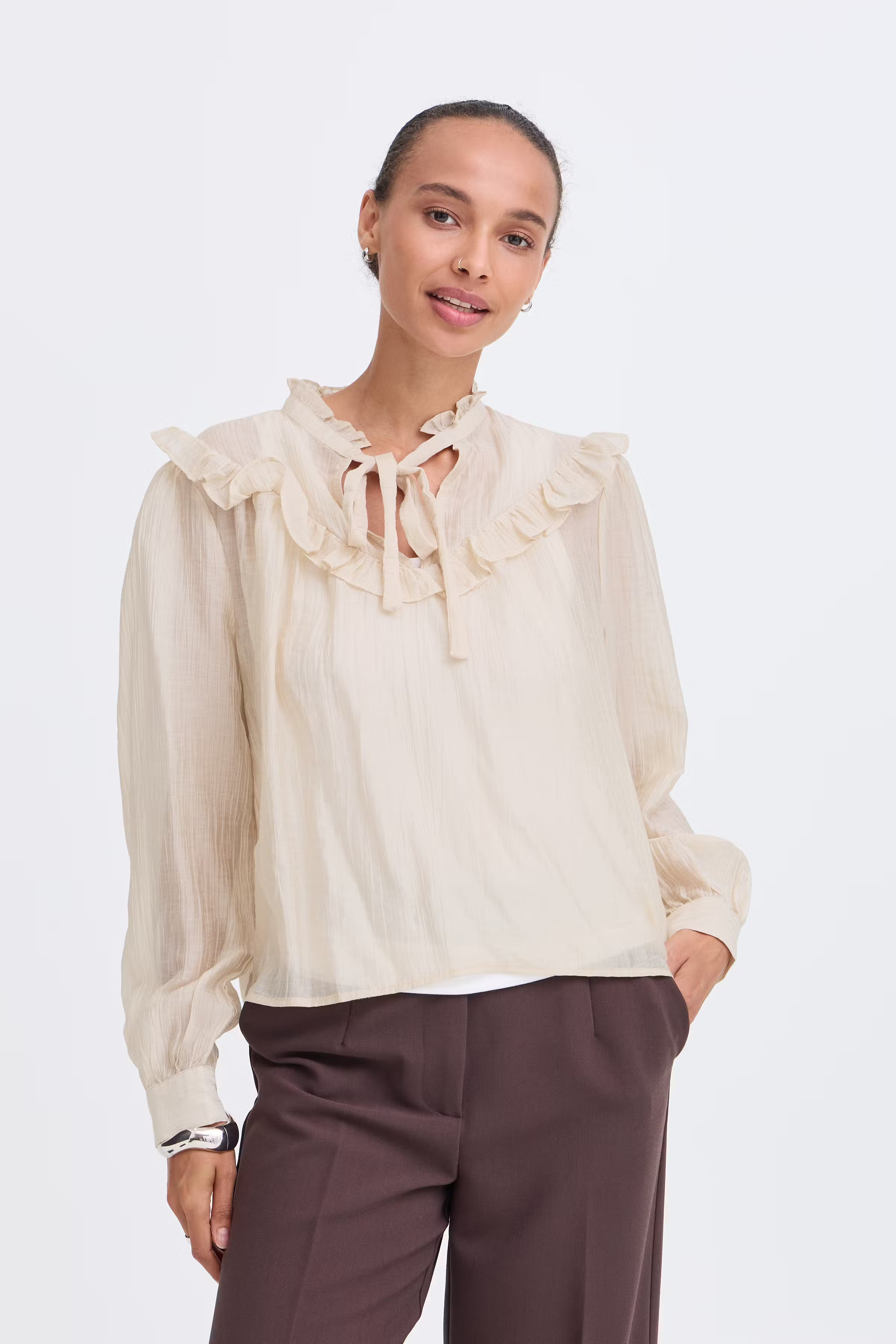 BYXGENNA Bluse LOOKBOOK FRONT 20820299-151304