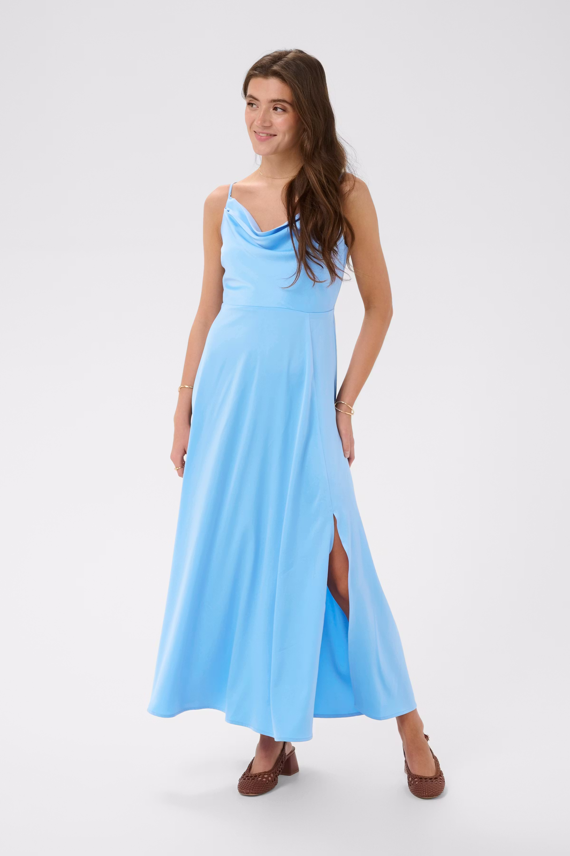 CRPriya Kjole LOOKBOOK FRONT 10615461-144214