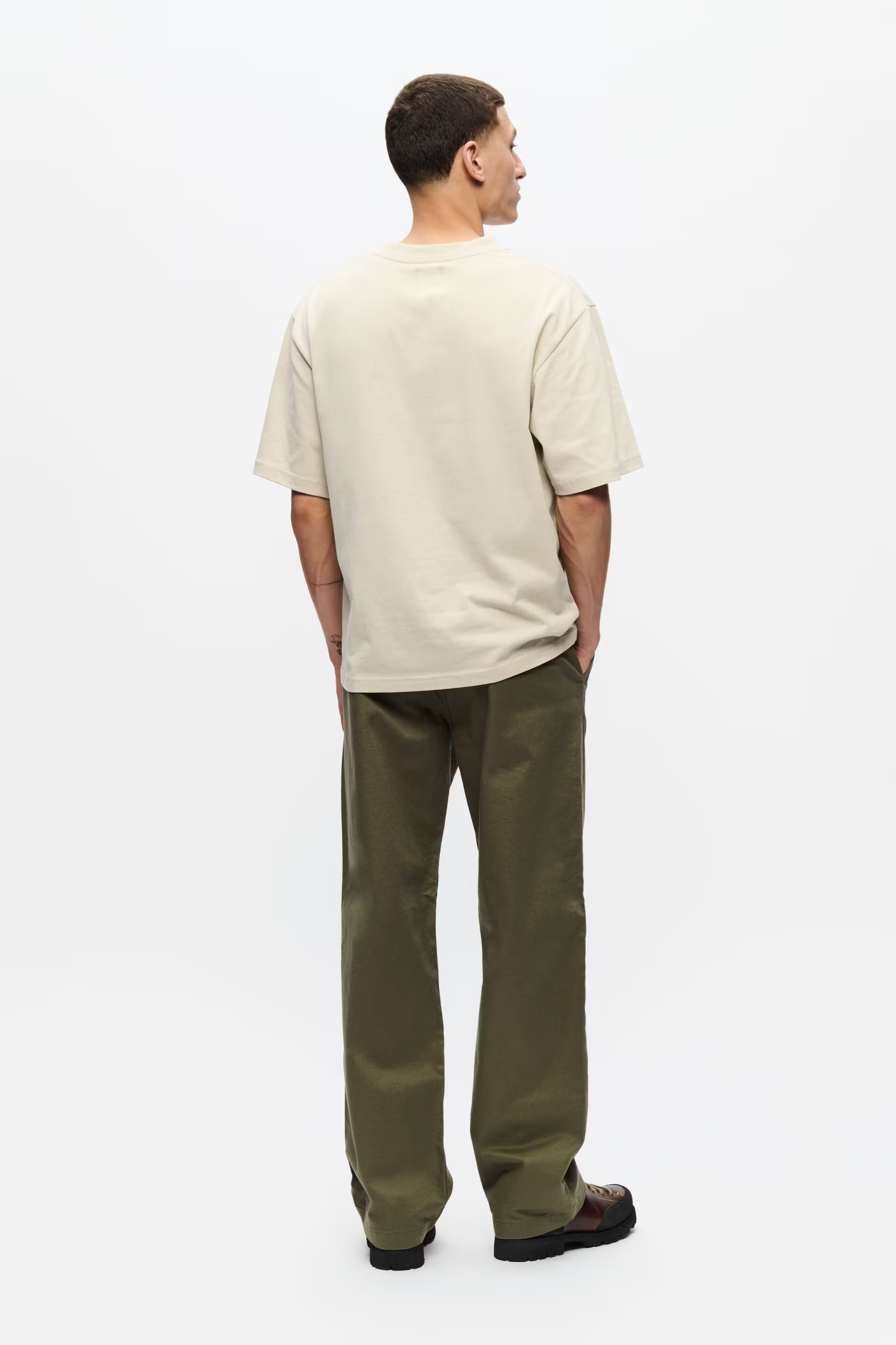 WWLiam T-shirt LOOKBOOK BACK 30251546-144500