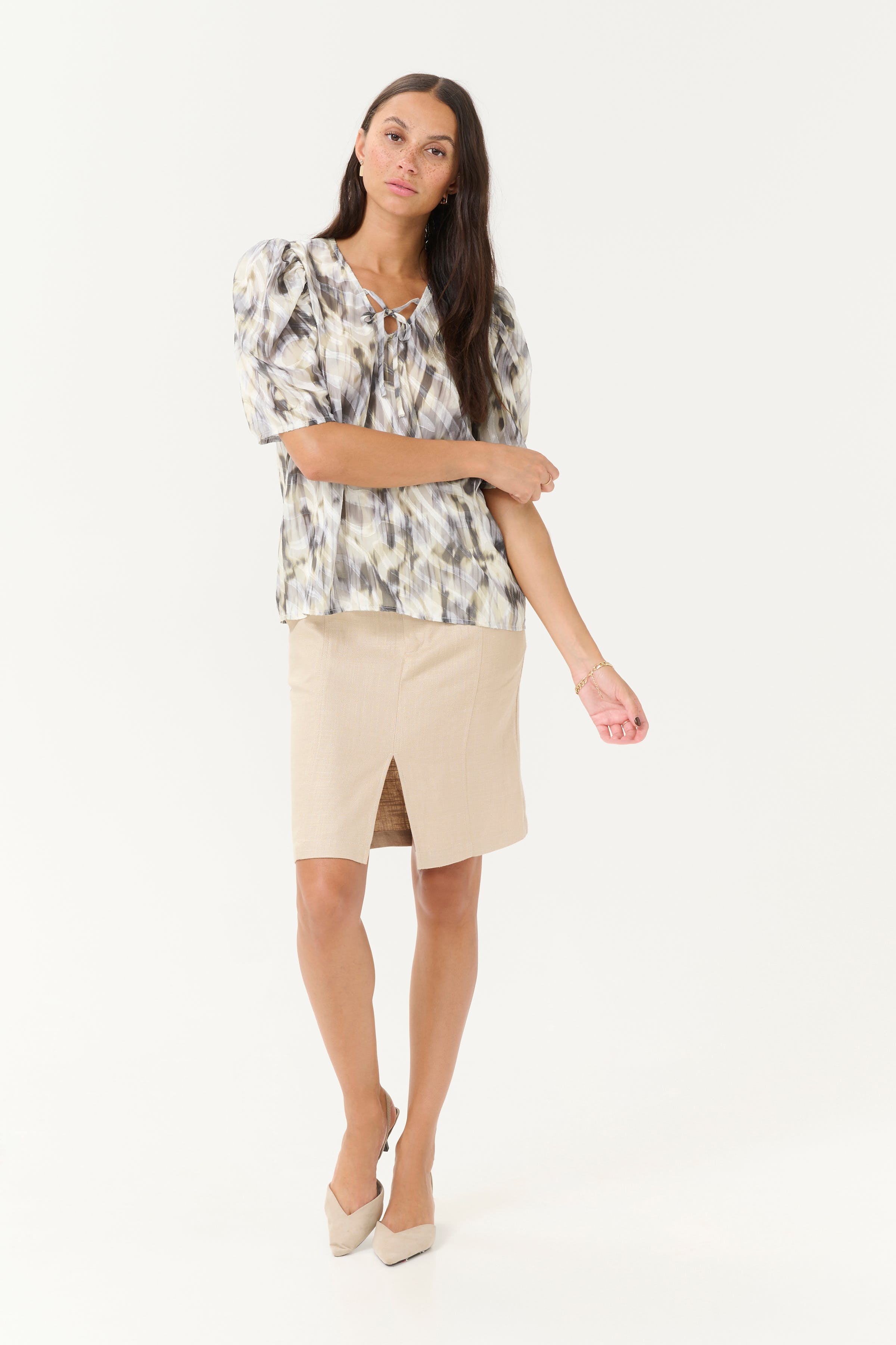 KAvicki Bluse LOOKBOOK FRONT 10509894-107478