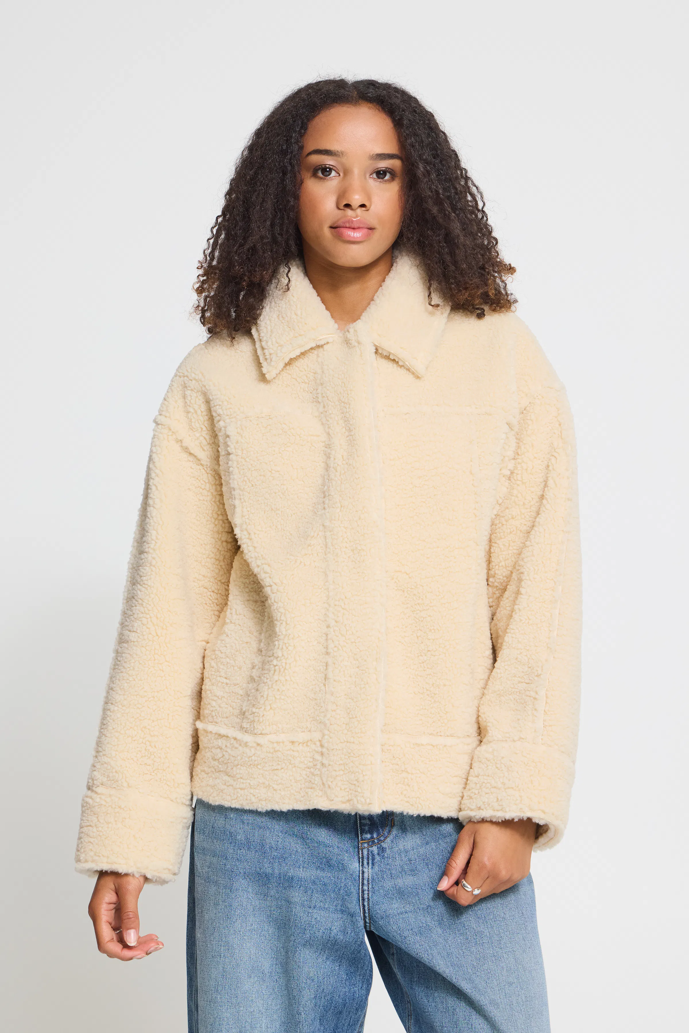 IHELIVAZ Ytterplagg LOOKBOOK FRONT 20125843-124301