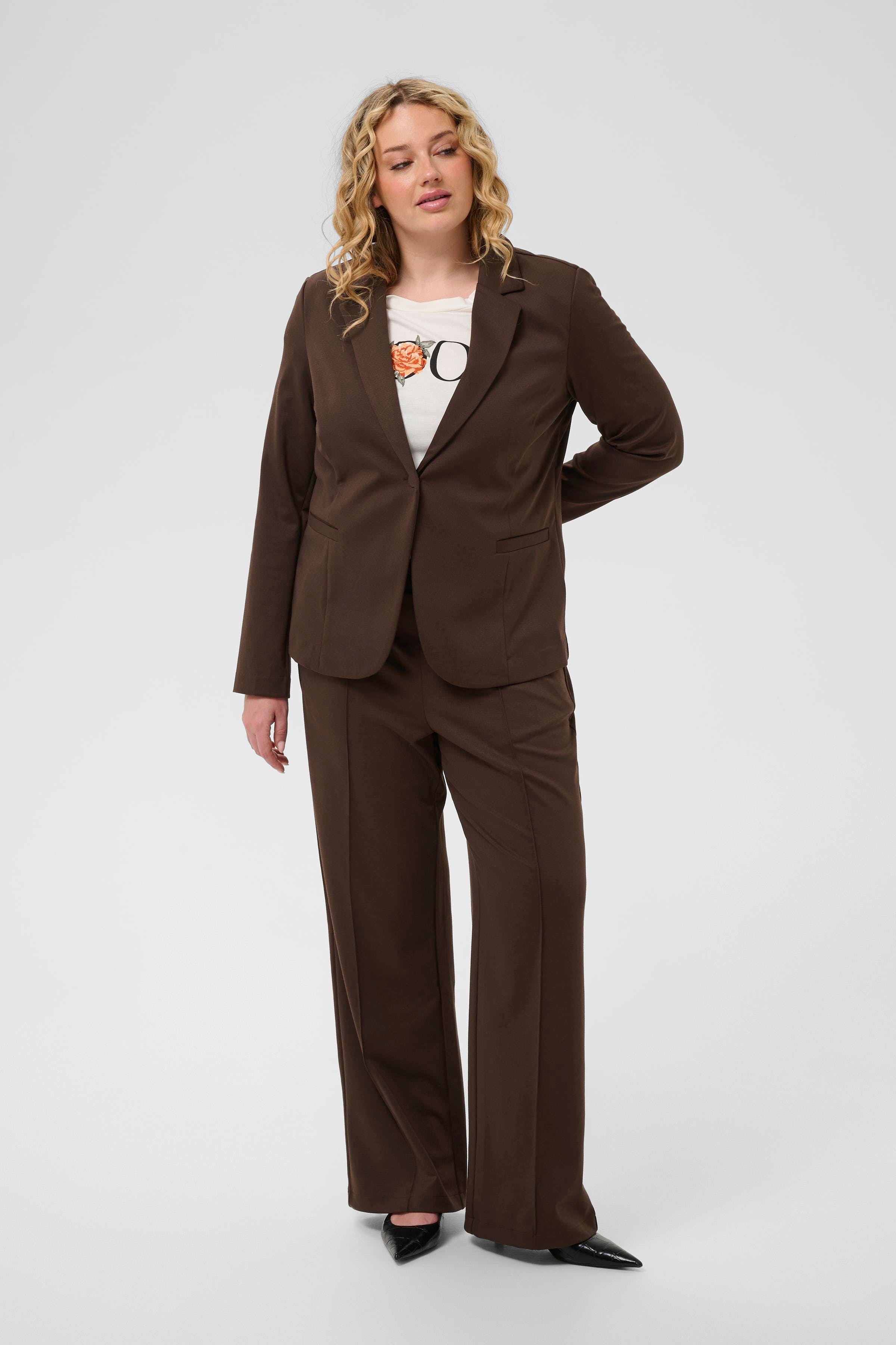 KCjenna Straight Bukser LOOKBOOK FRONT 10582248-190915