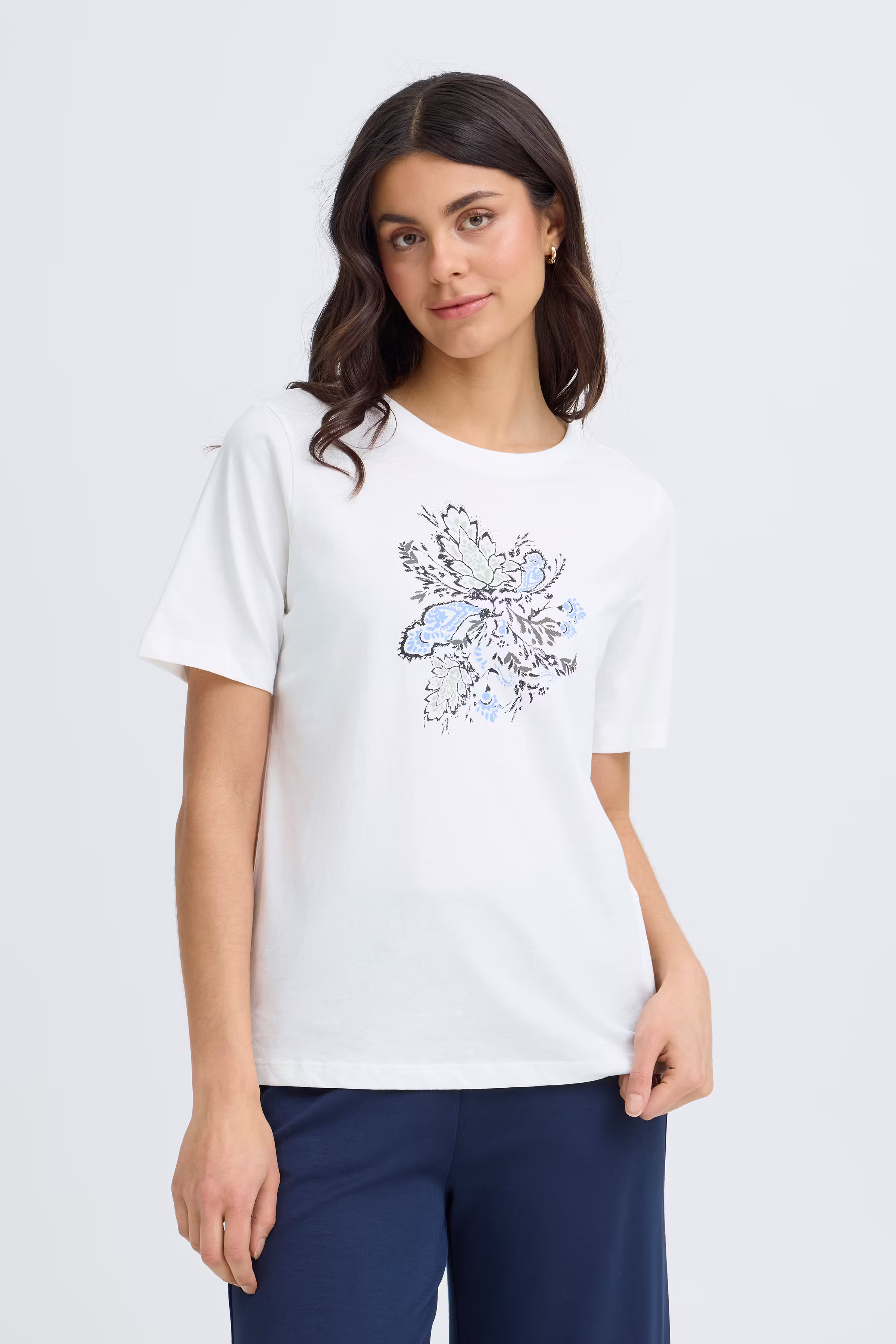 FRFELICIA T-shirt LOOKBOOK FRONT 20617656-900006200