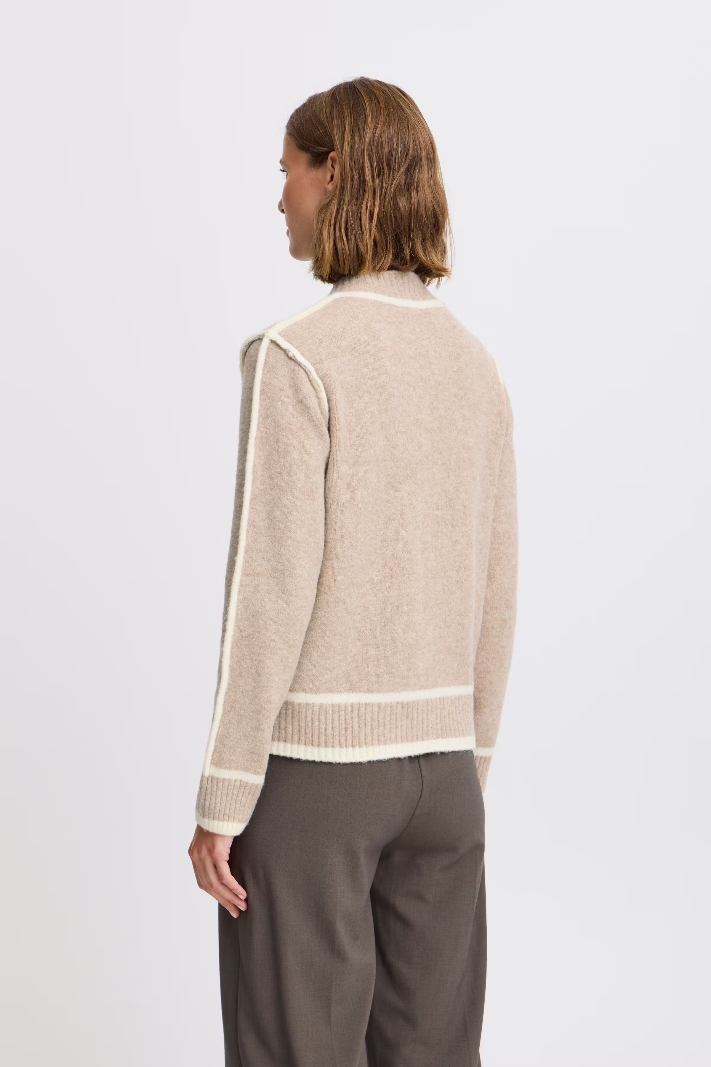 BYNINNA Cardigan LOOKBOOK BACK 20815679-203340