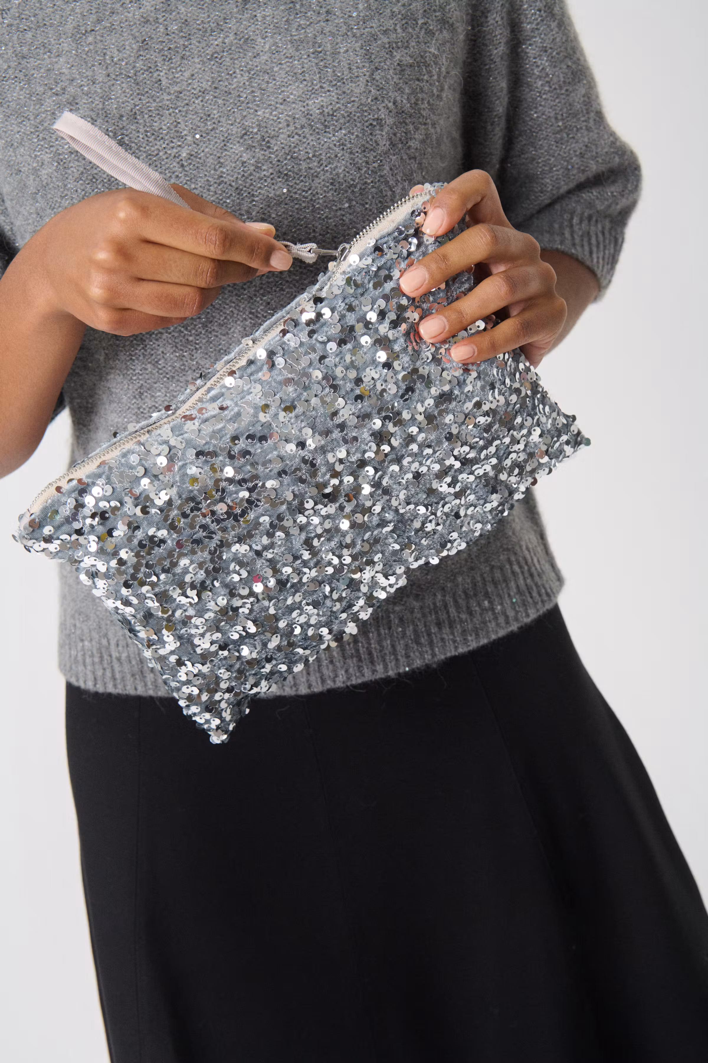 DeniaPW Paillette Tasche LOOKBOOK FRONT 30309157-304443
