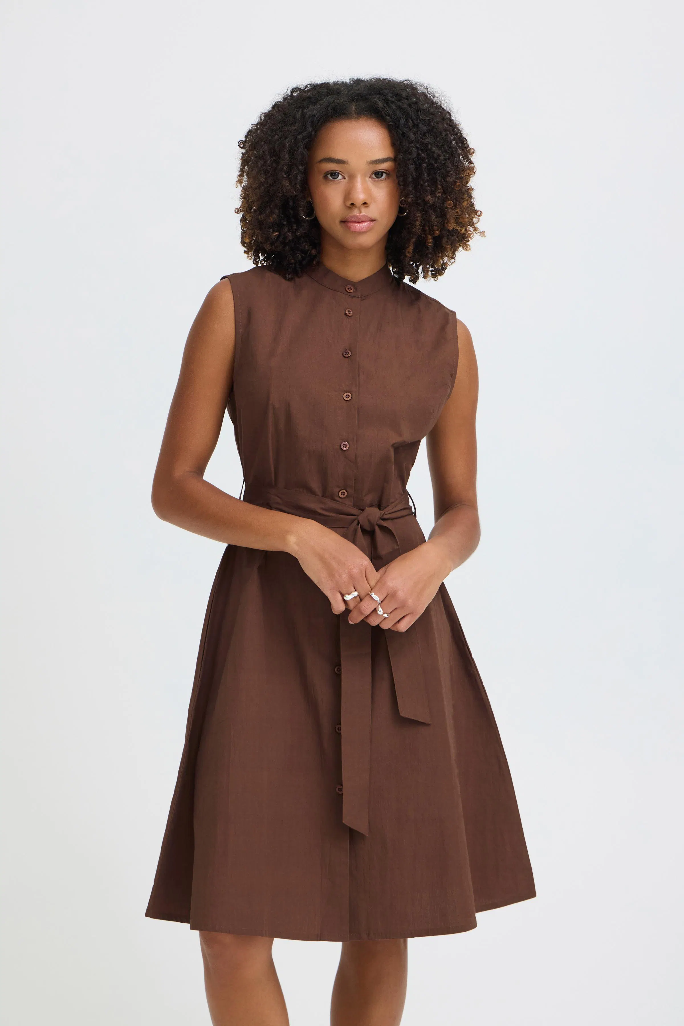 IHFANTY Kjole LOOKBOOK FRONT 20123803-191224