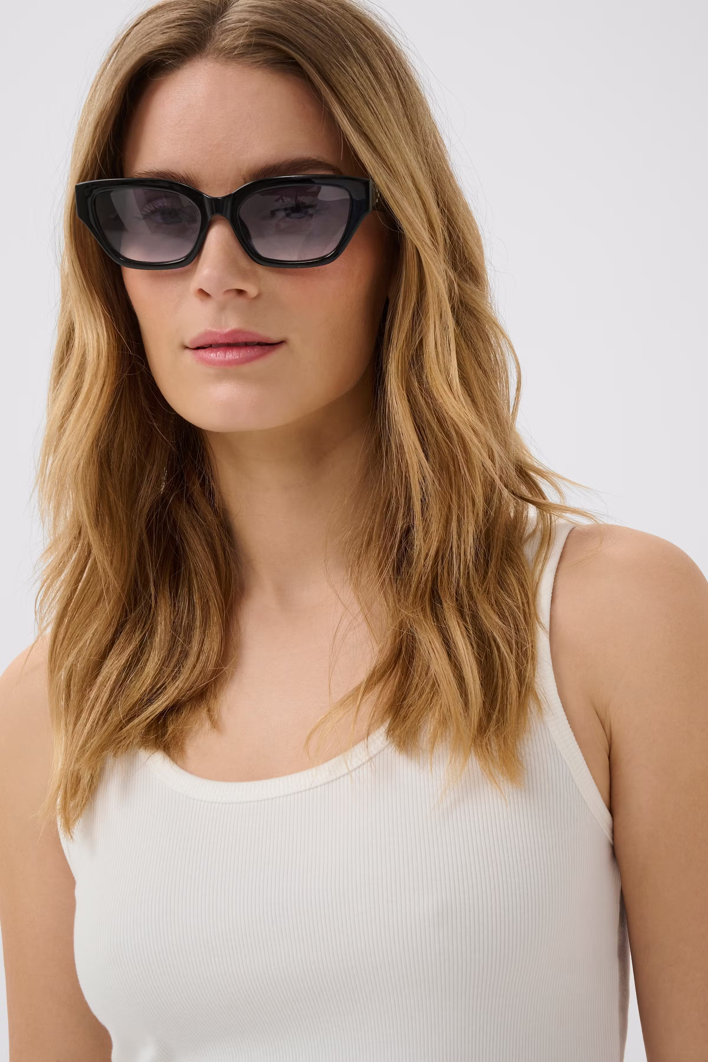 RuryPW Solbriller LOOKBOOK DETAIL 30309692-194008