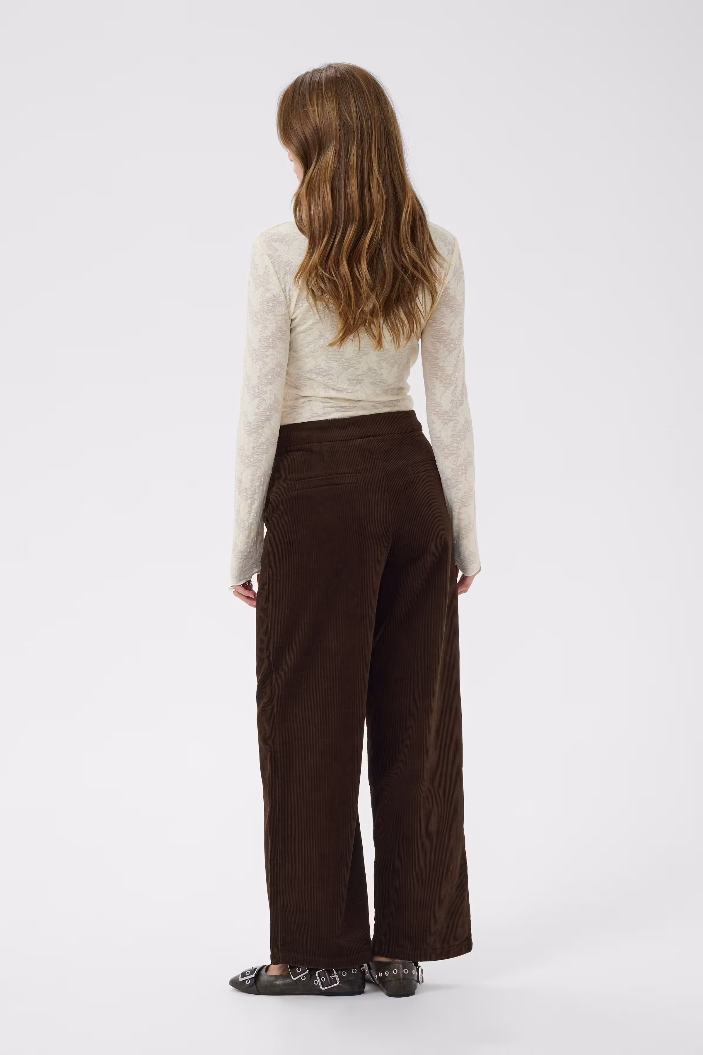 TuffiSZ Hose LOOKBOOK BACK 30515772-191111