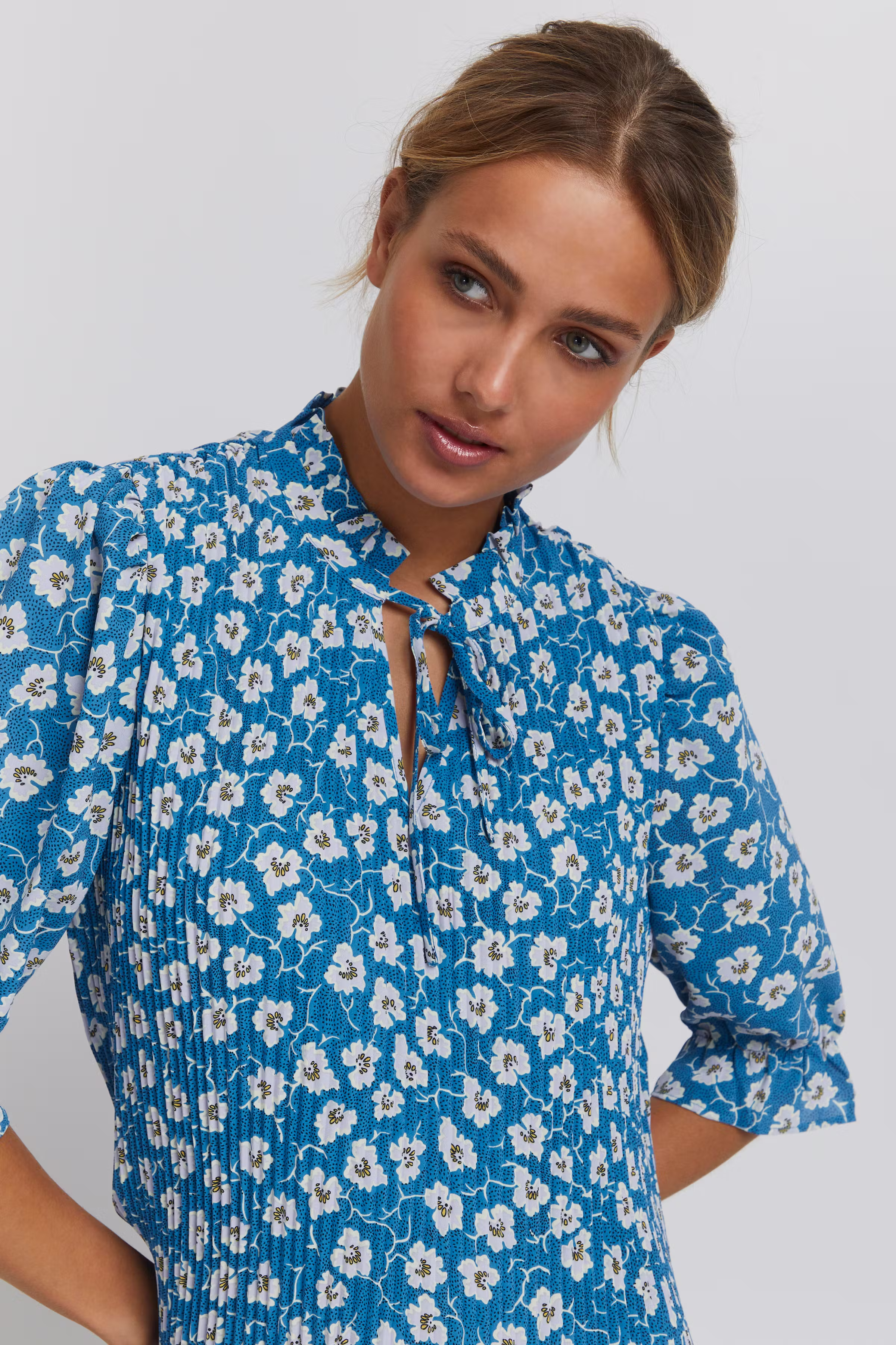 Kleid LOOKBOOK DETAIL 20117781-184140