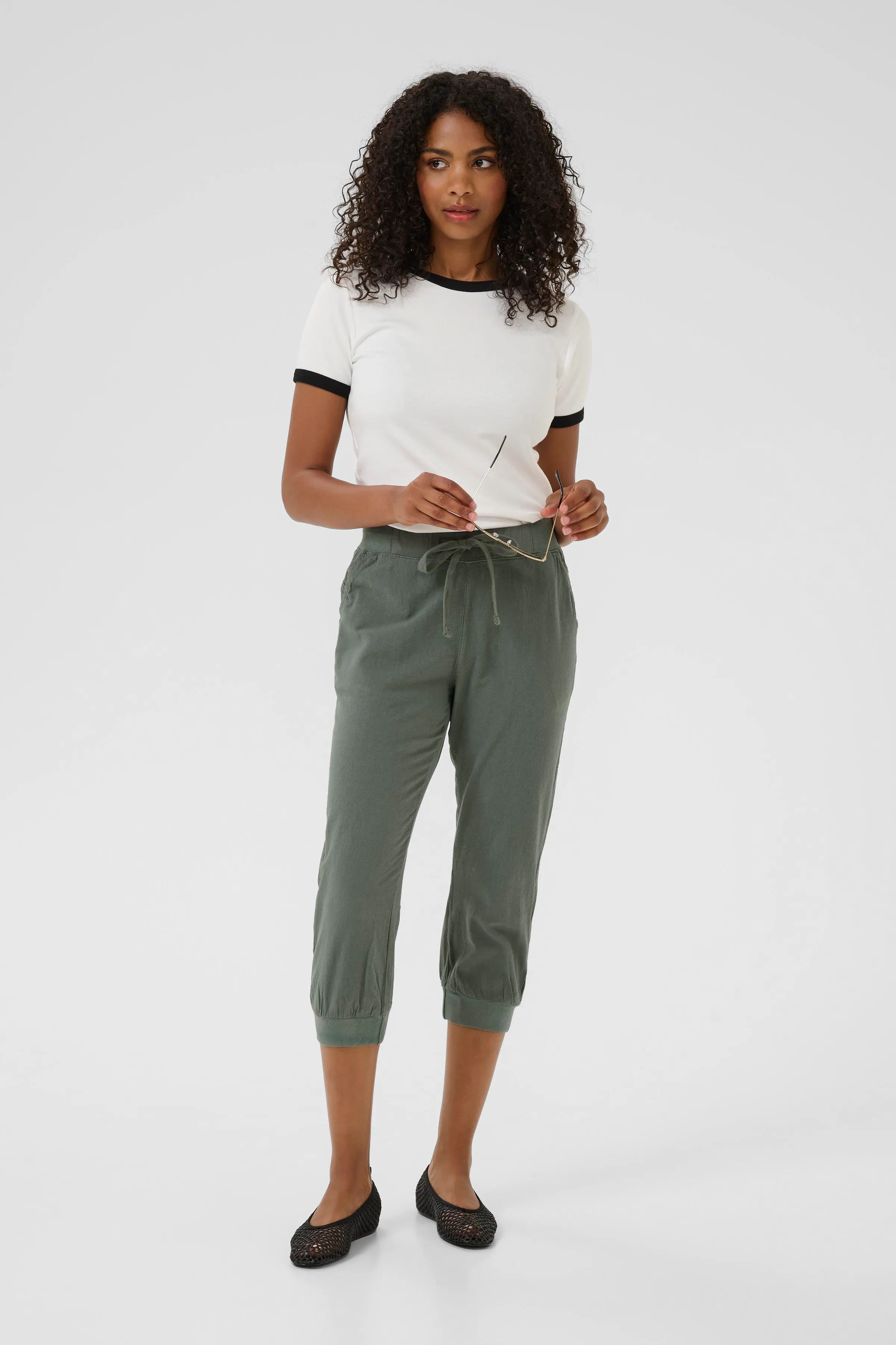 Naya Capri bukser LOOKBOOK FRONT 10502803-185606