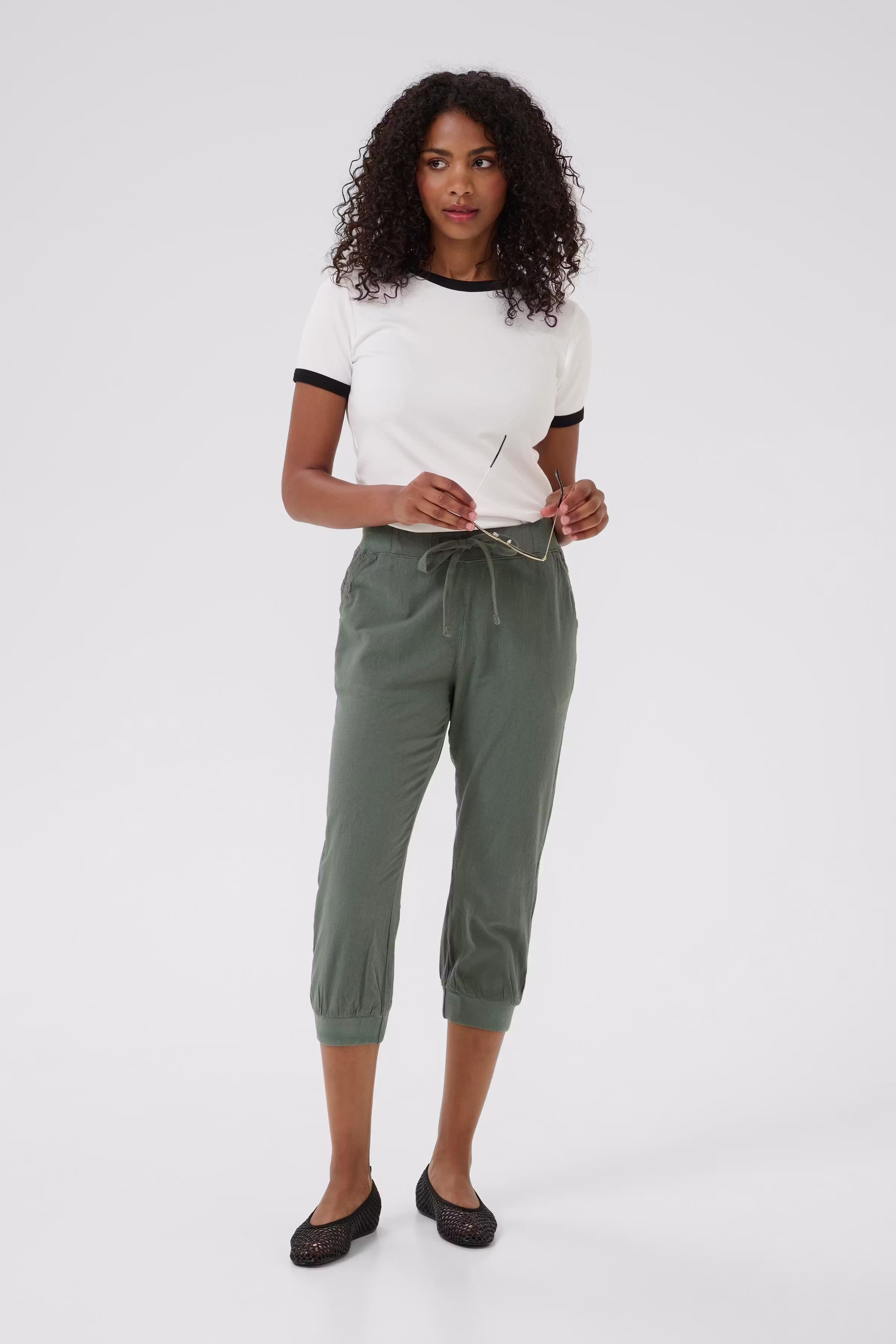 Naya Capri bukser LOOKBOOK FRONT 10502803-185606