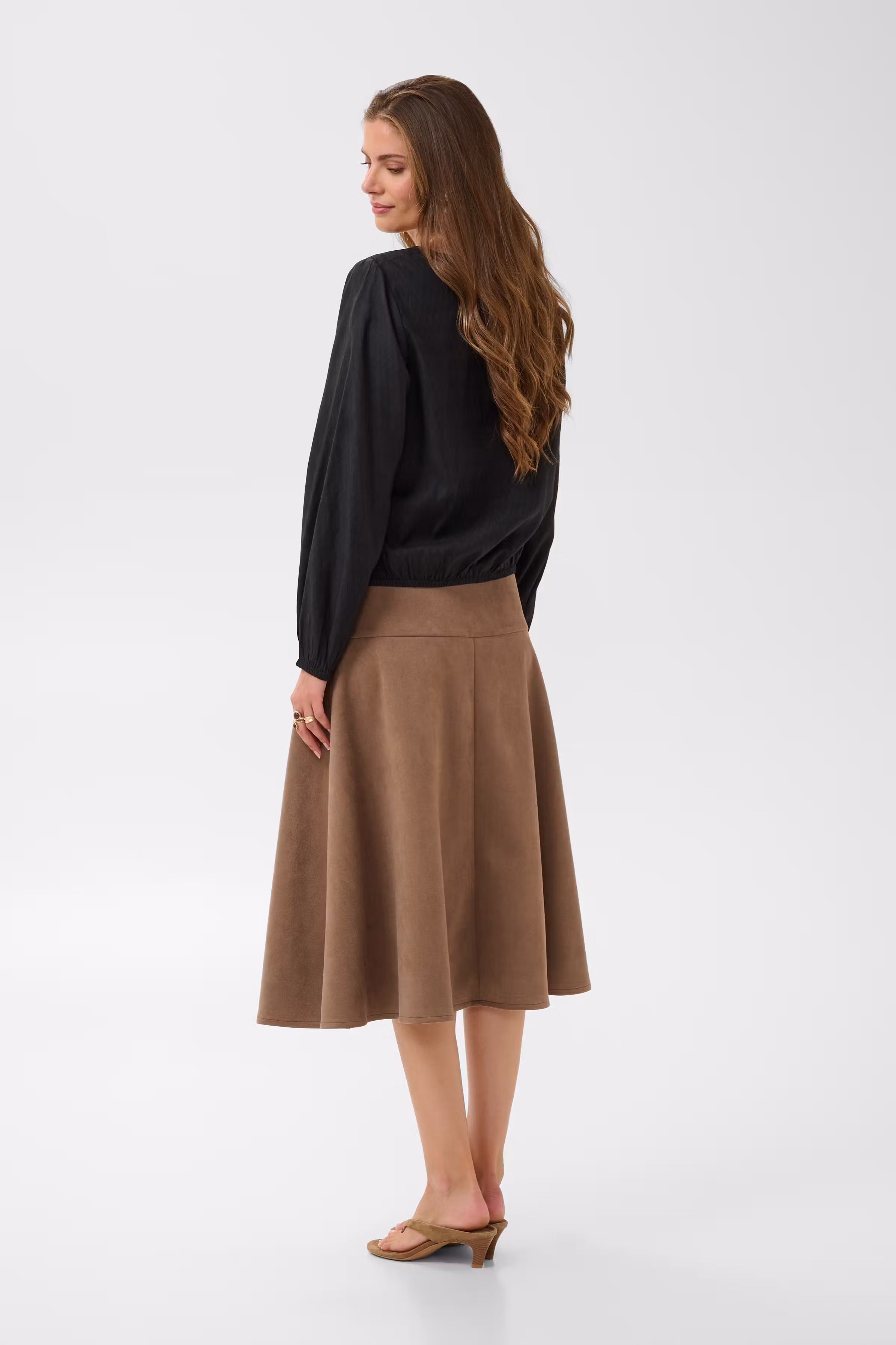 CRTrina Blouse LOOKBOOK BACK 10615869-100120