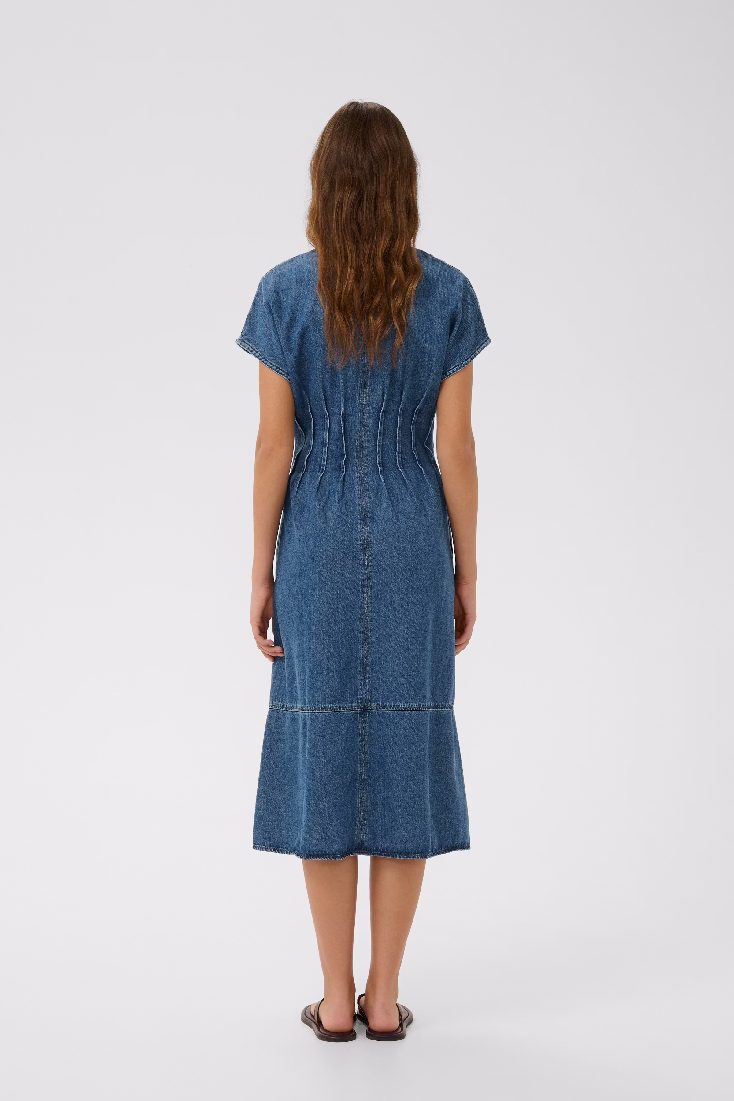 BenovaIW Kjole LOOKBOOK BACK 30111208-300325