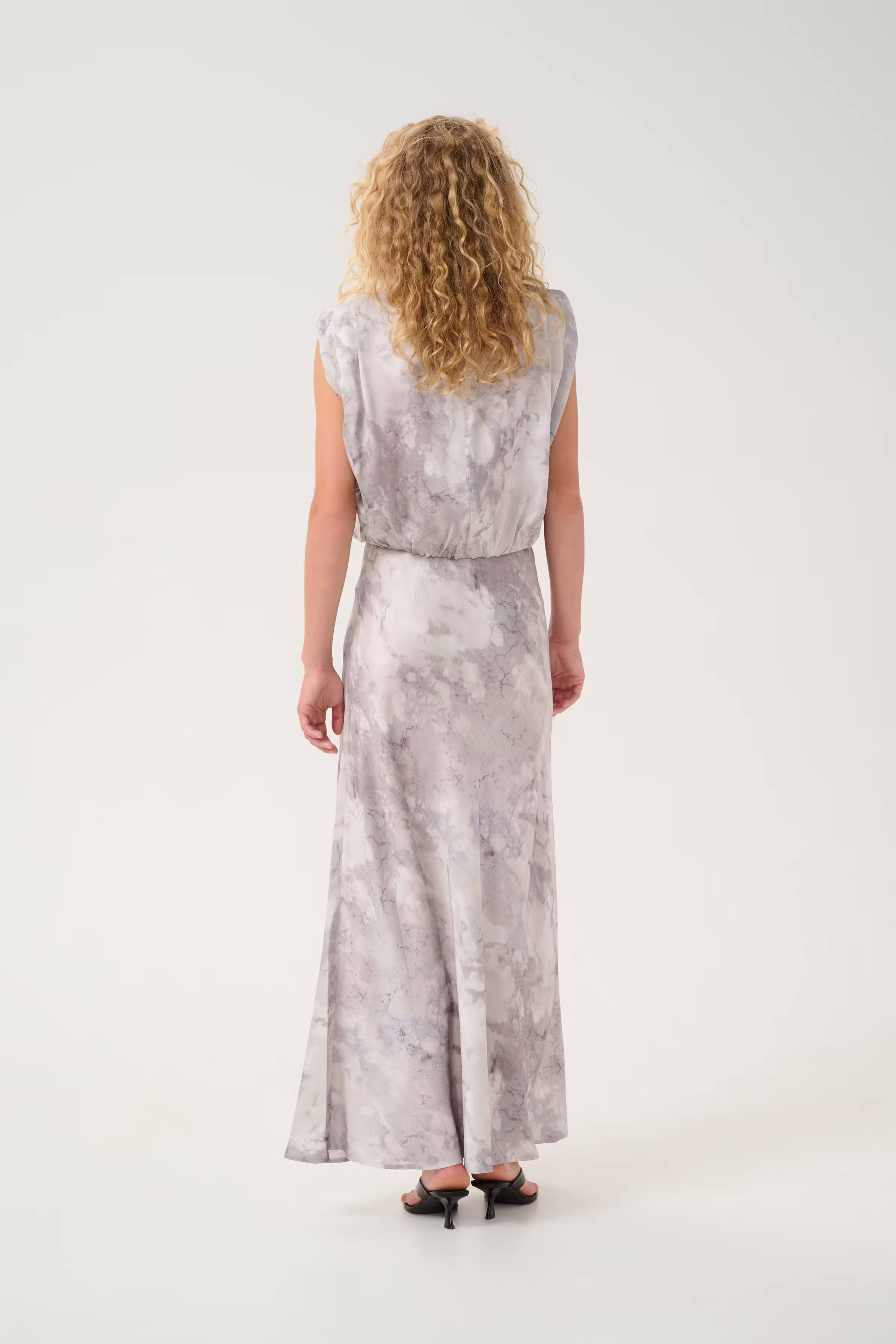 GZmag Skirt LOOKBOOK BACK 10909873-107238