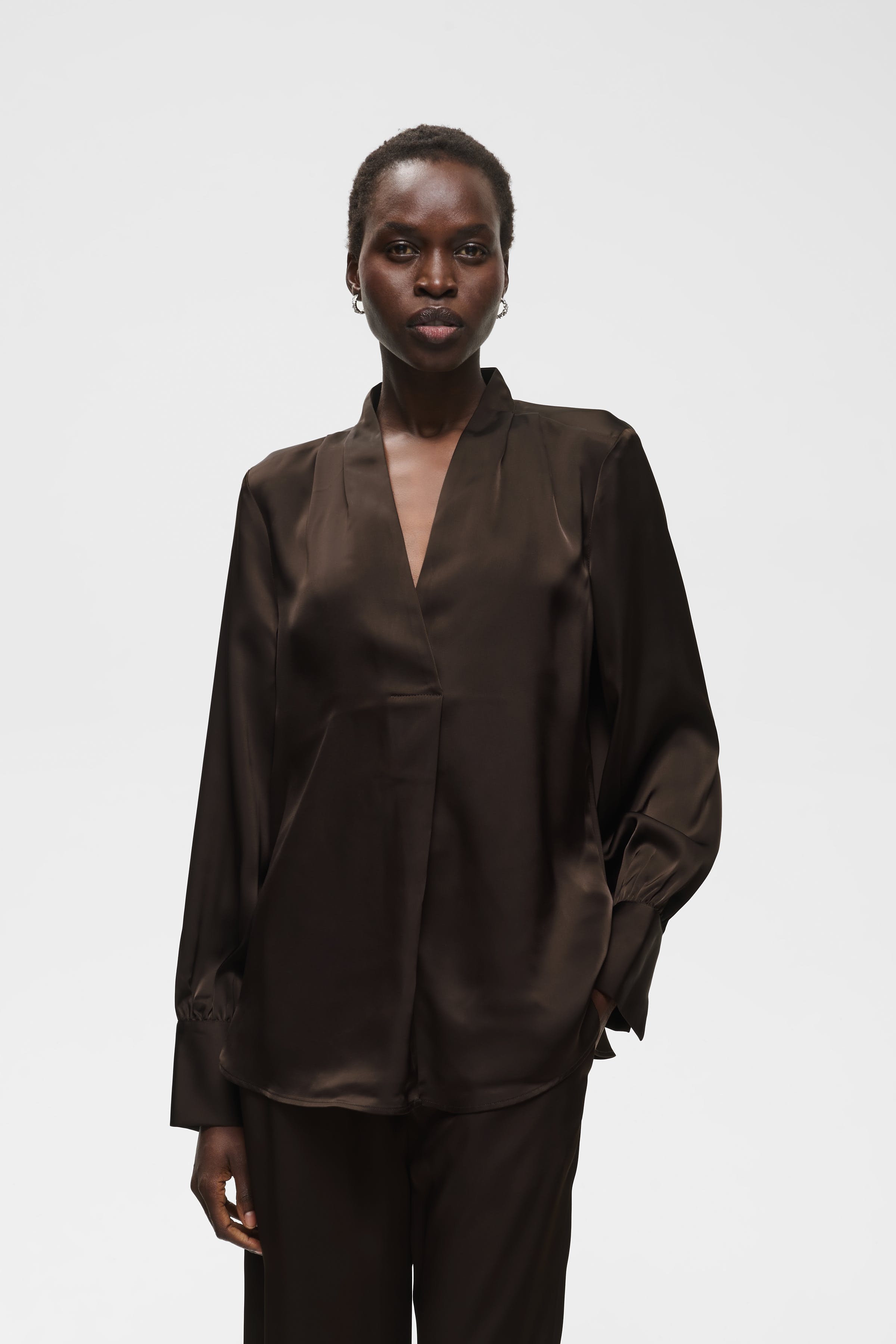DAWNIW Bluse LOOKBOOK FRONT 30112599-191109