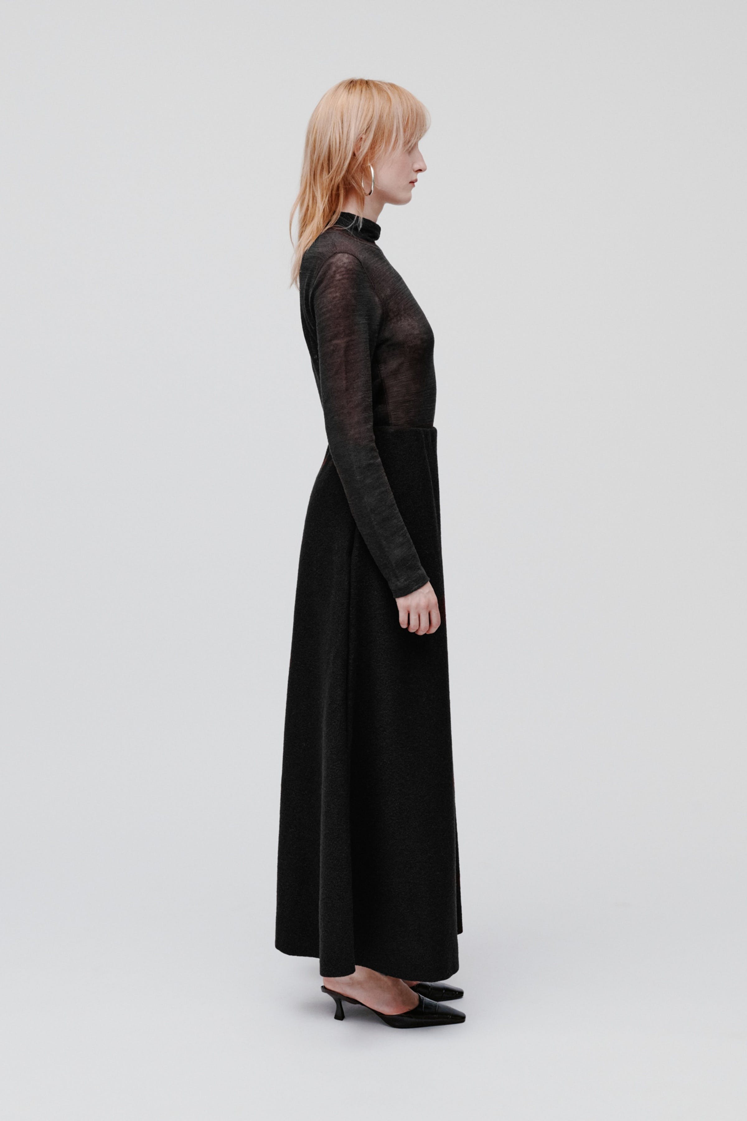 SABRINA Rock LOOKBOOK FRONT 30600650-BK999