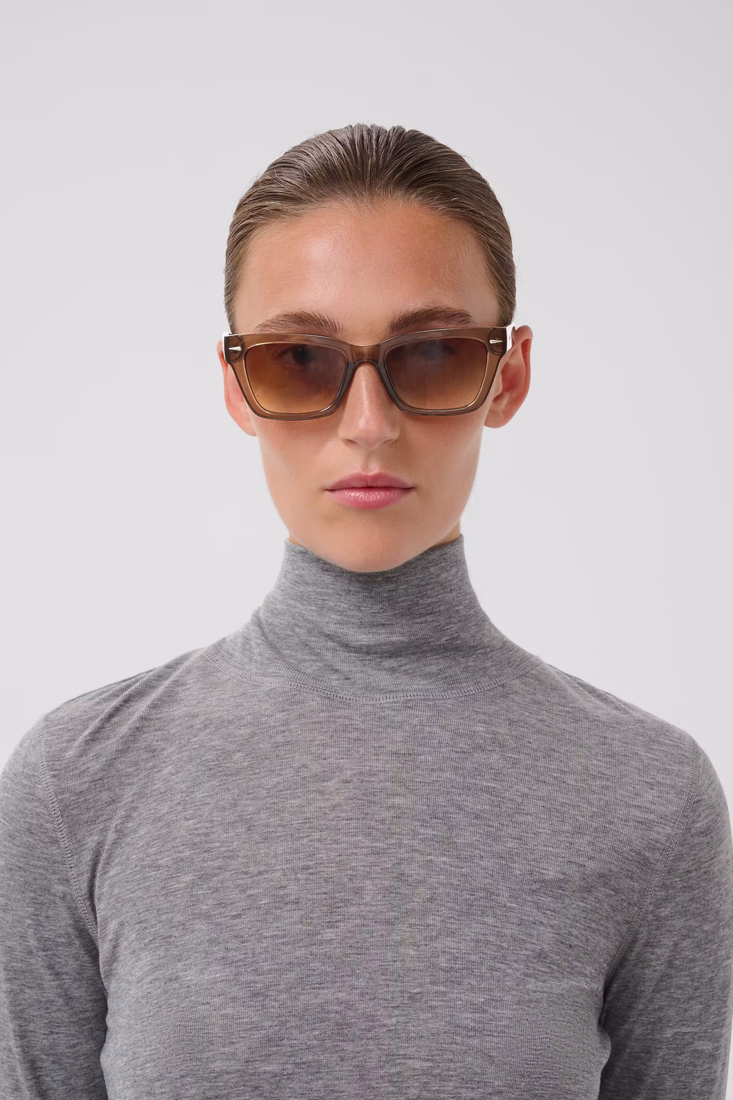SLCenya Zonnebril LOOKBOOK FRONT 30408950-190808