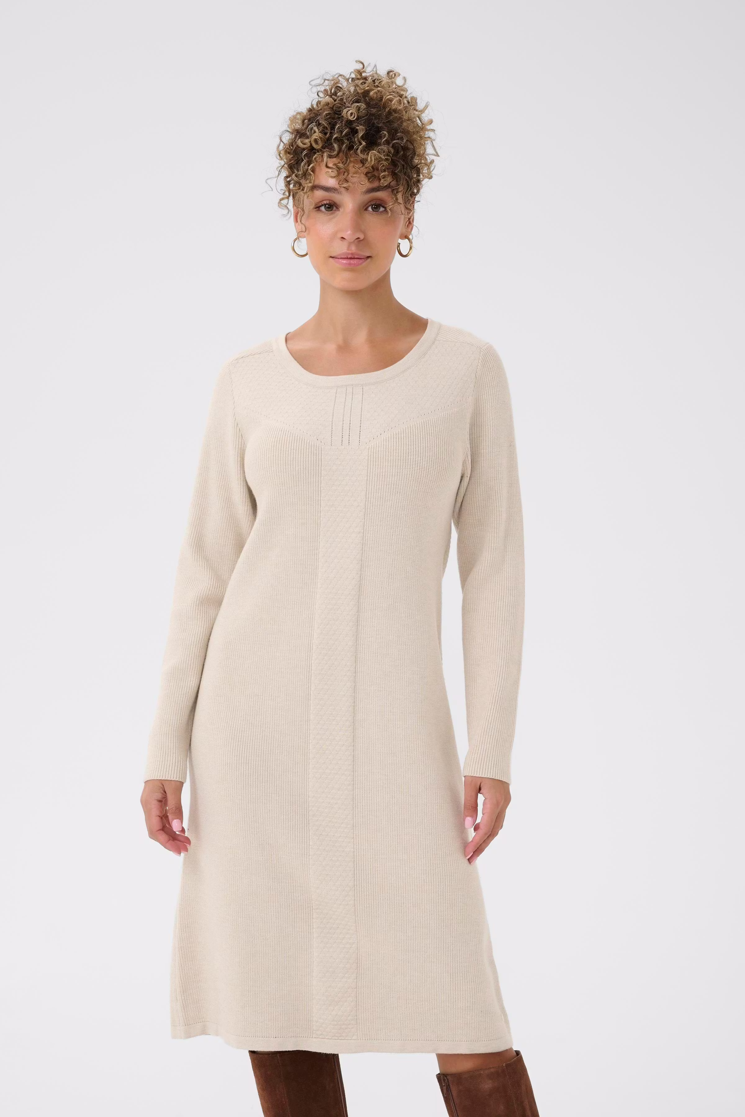 CRDela Dress LOOKBOOK FRONT 10614547-100232