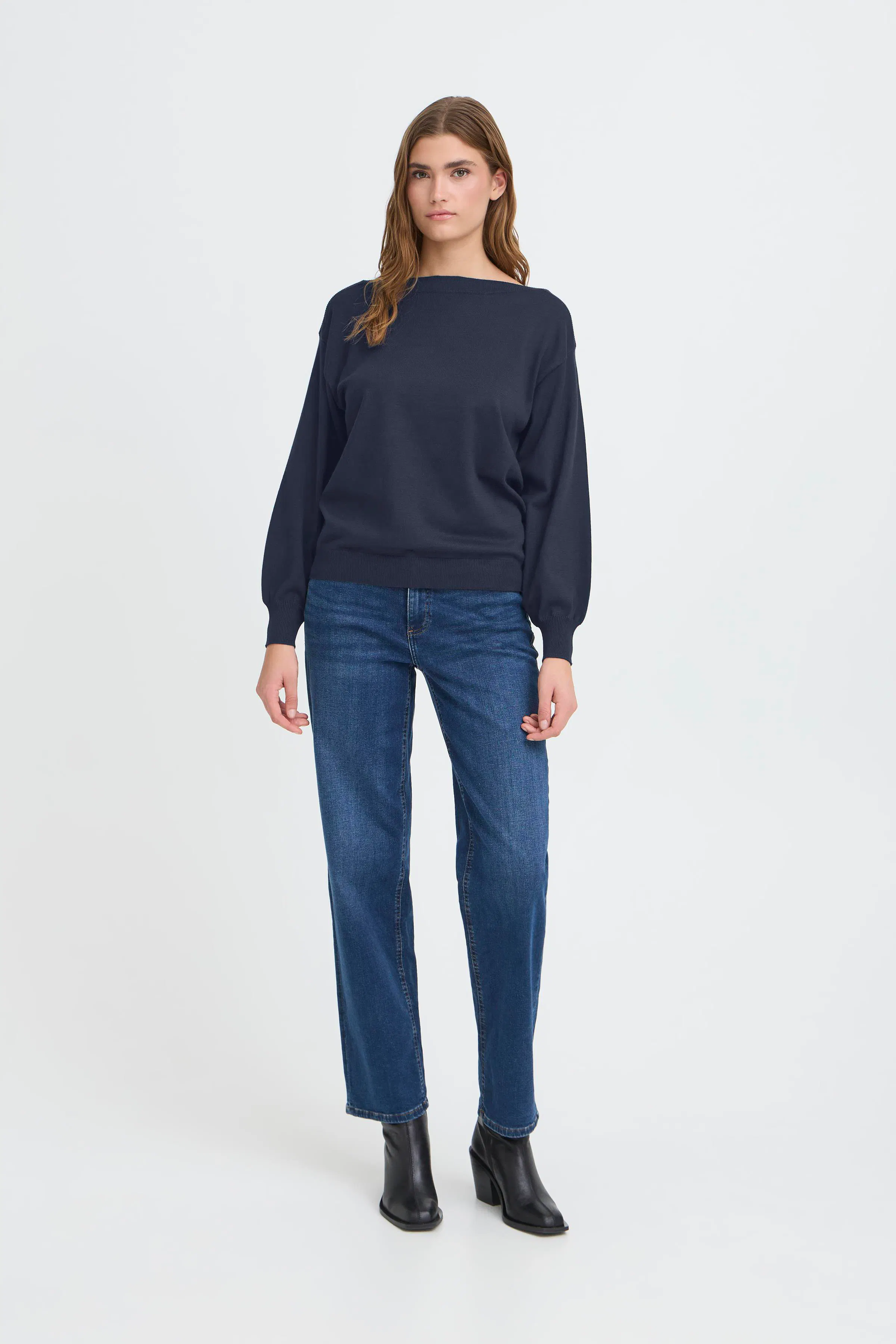 IHLULS Boat neck Pullover LOOKBOOK FRONT 20125811-194010