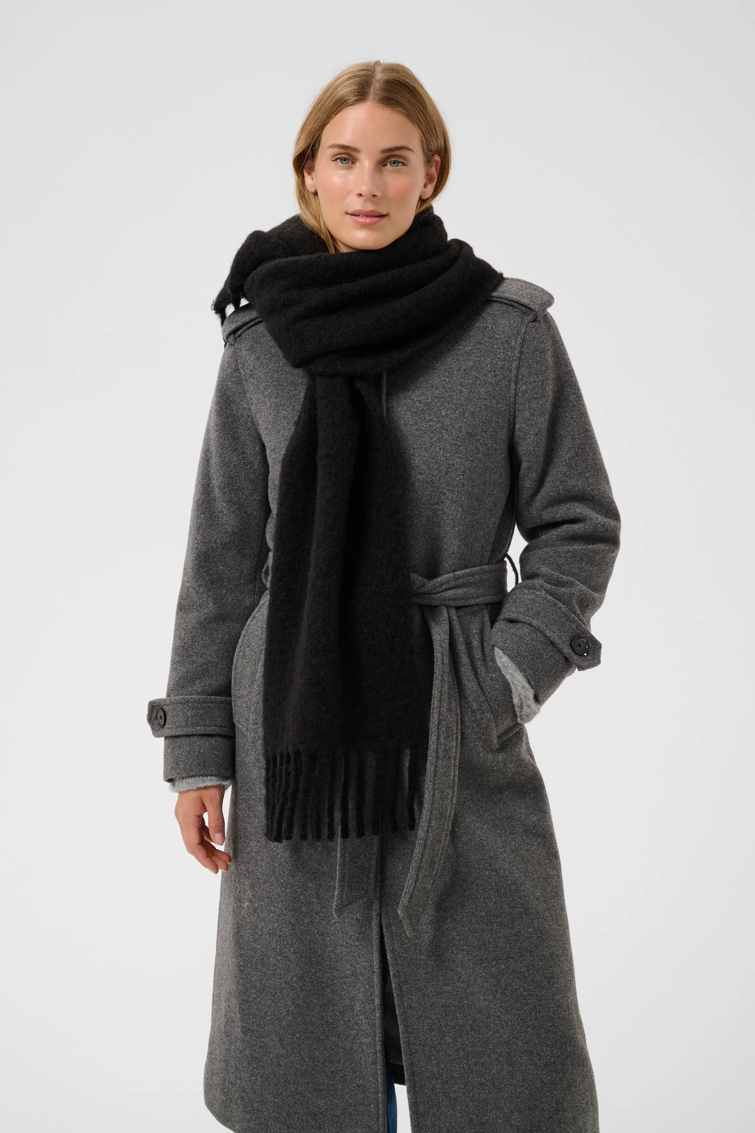 ChalenaPW Skjerf LOOKBOOK FRONT 30310721-194008