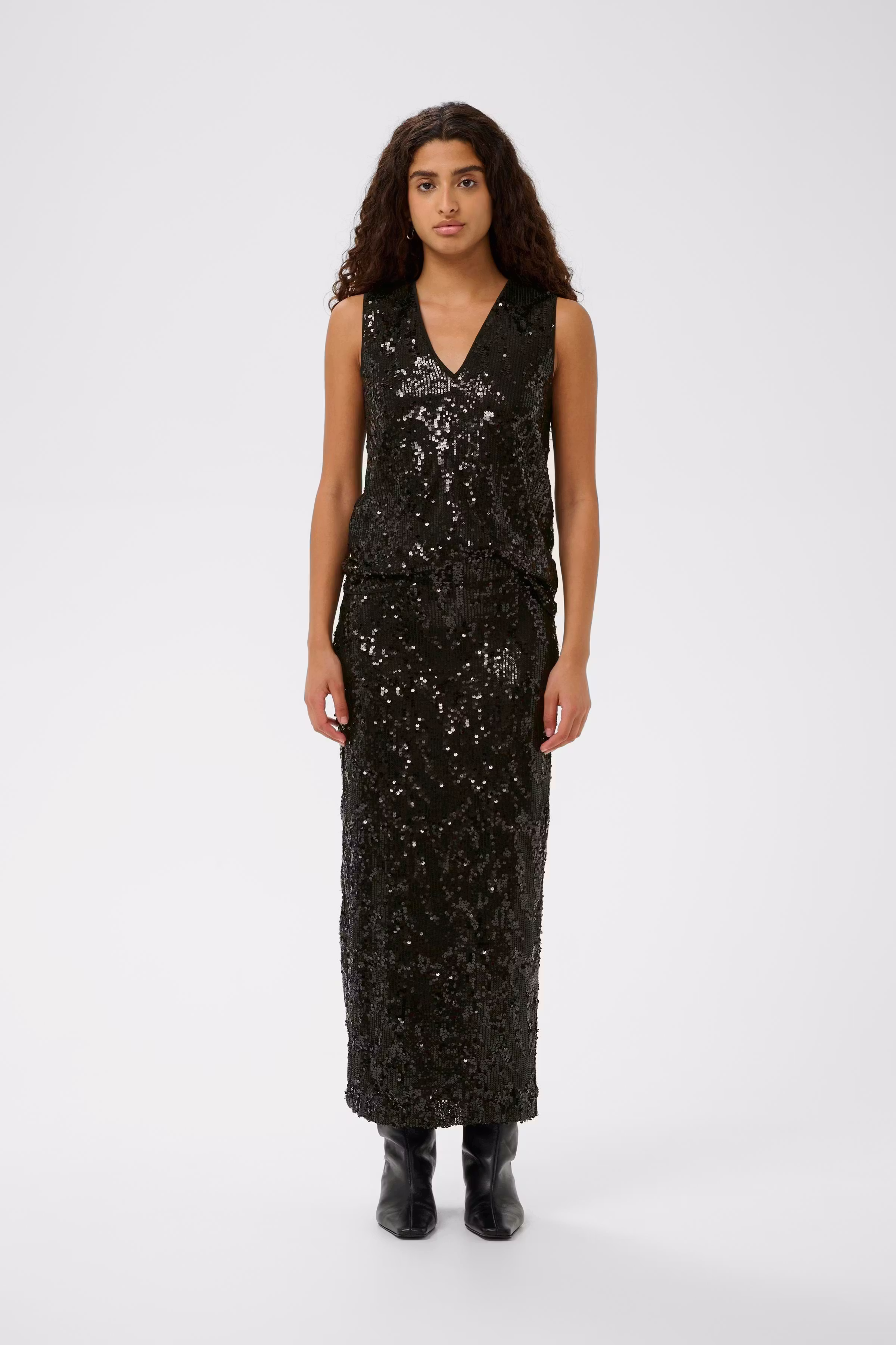 KIMBAIW paillet Top LOOKBOOK FRONT 30112127-194008