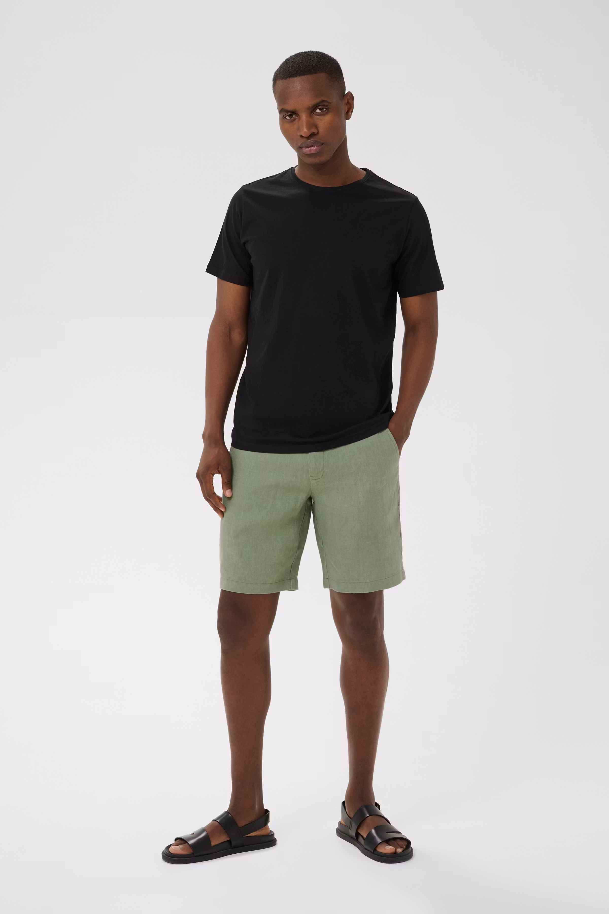 MAharlow Shorts LOOKBOOK FRONT 30209072-176212