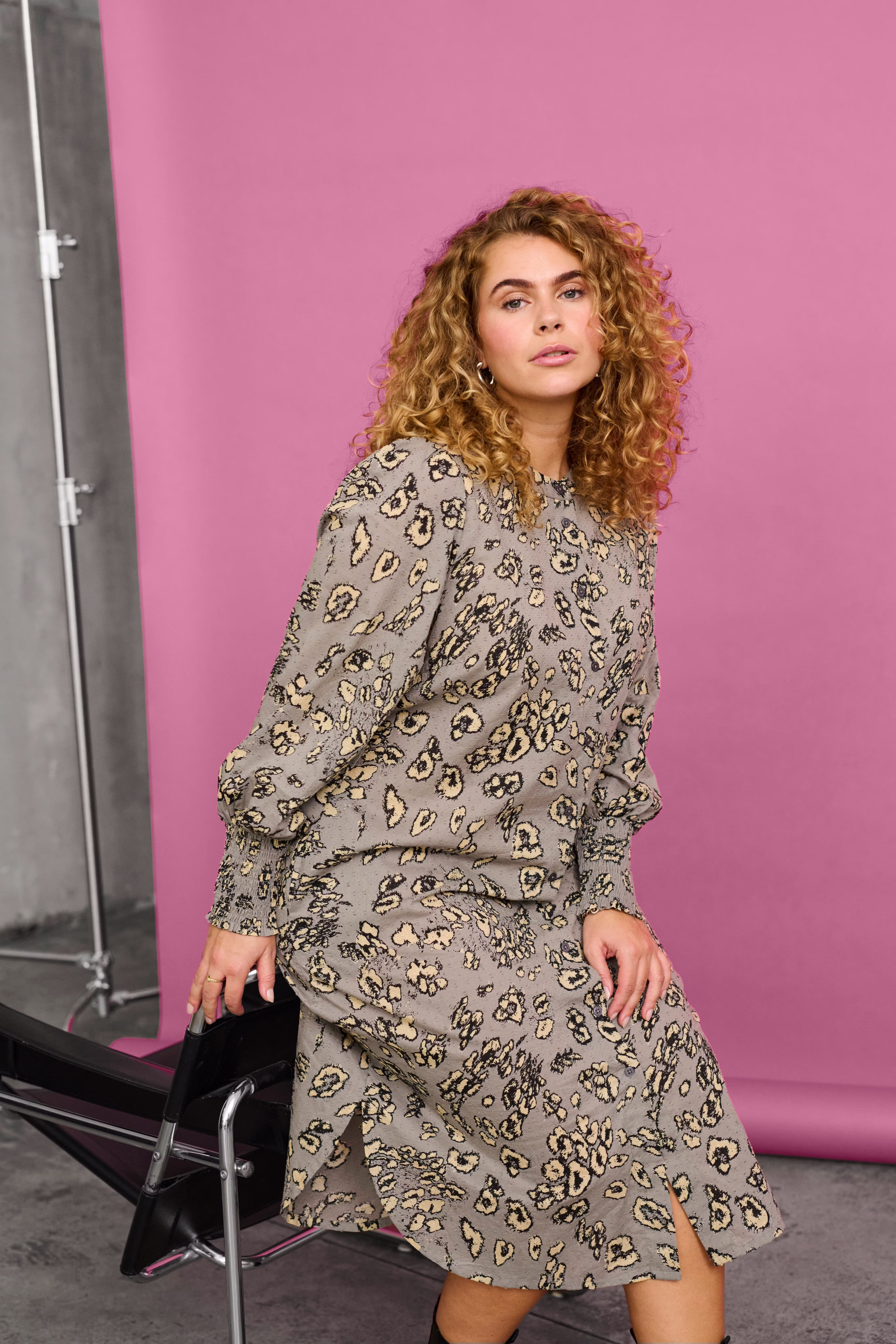 KCliana Robe LOCATION NONE 10582447-106201