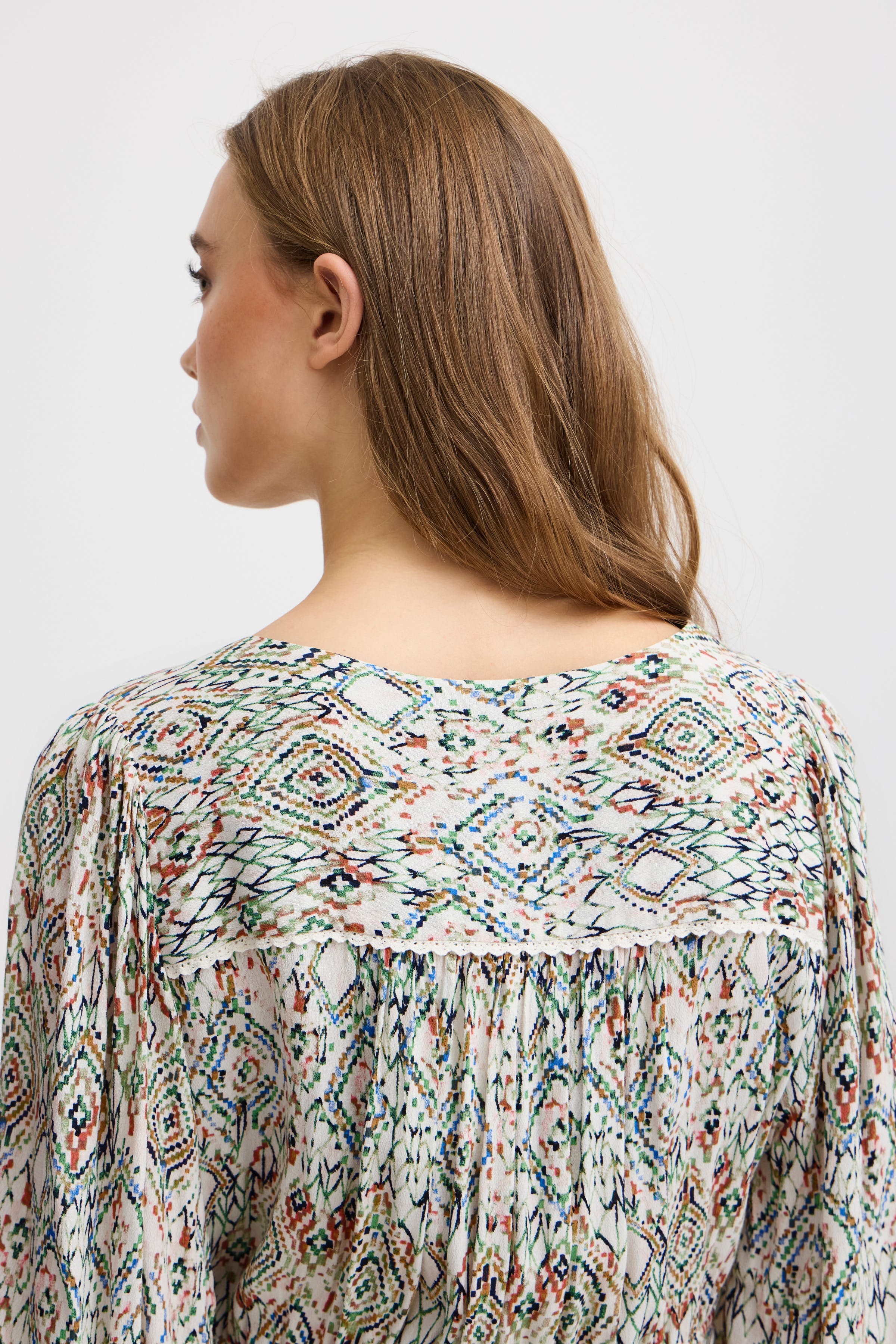 IRMILLY Kleid LOOKBOOK DETAIL 20121318-203202