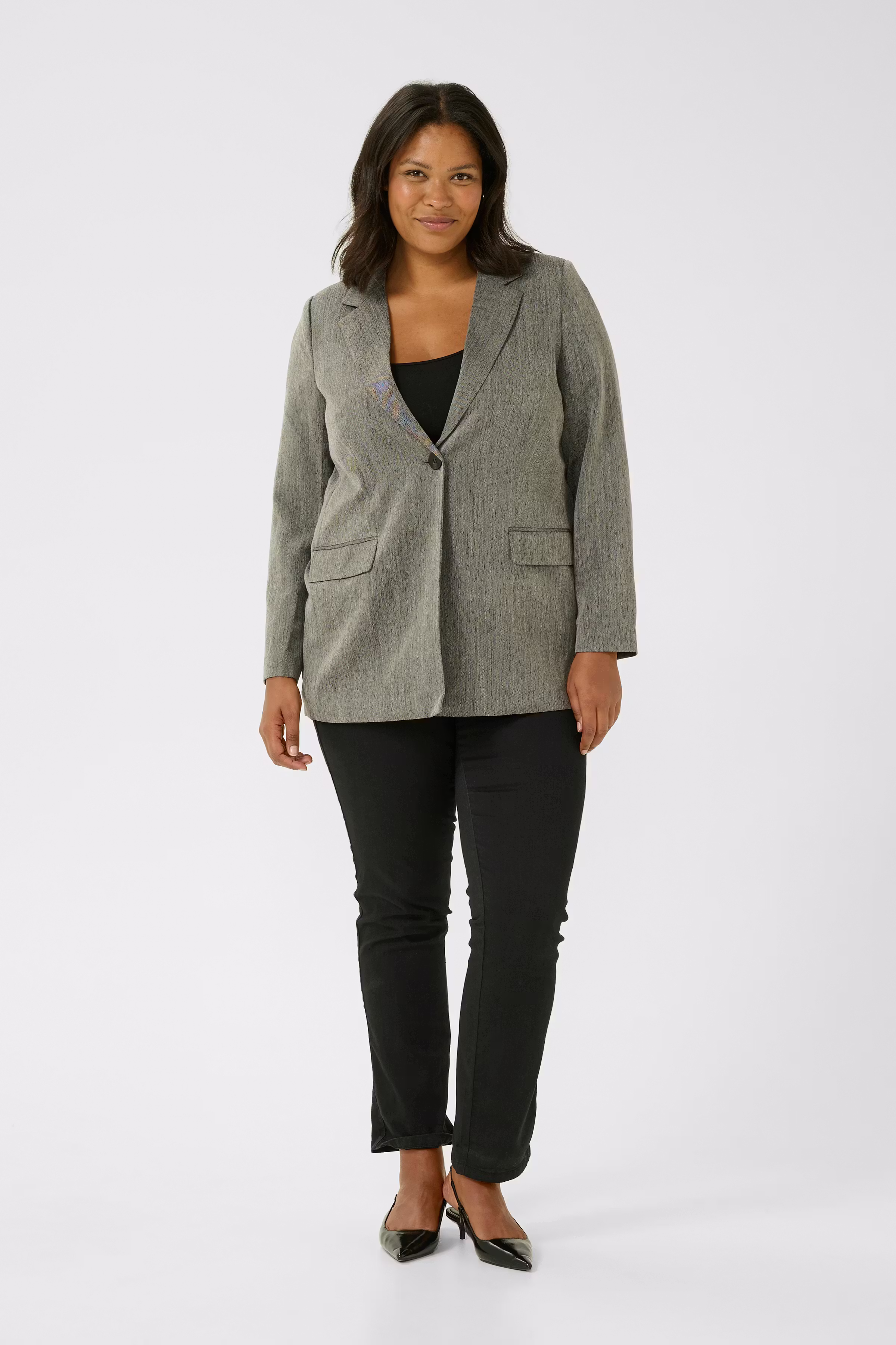 KCjosia Blazer LOOKBOOK FRONT 10582577-100123