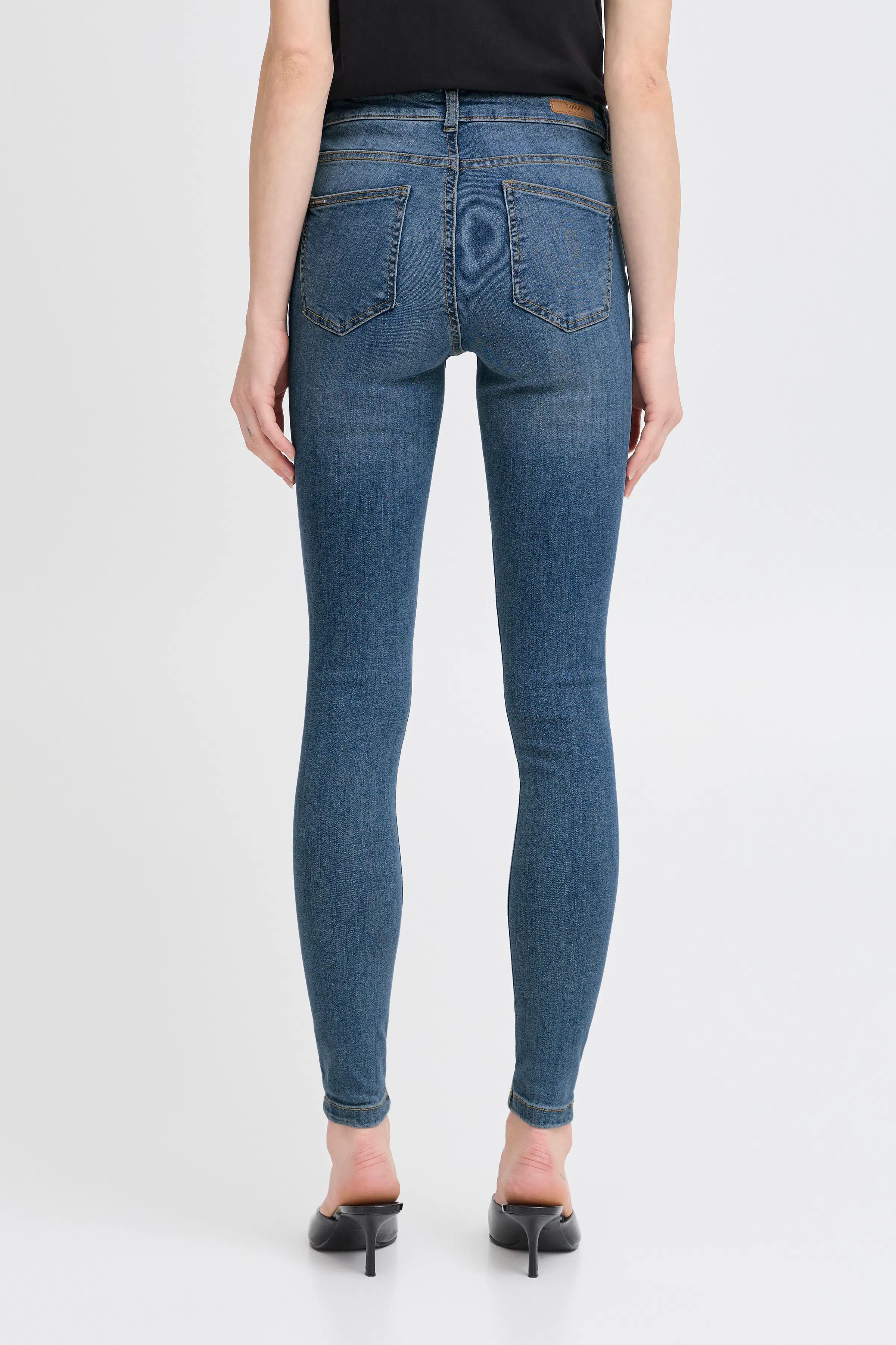 Lola Jeans LOOKBOOK BACK 20803214-80939
