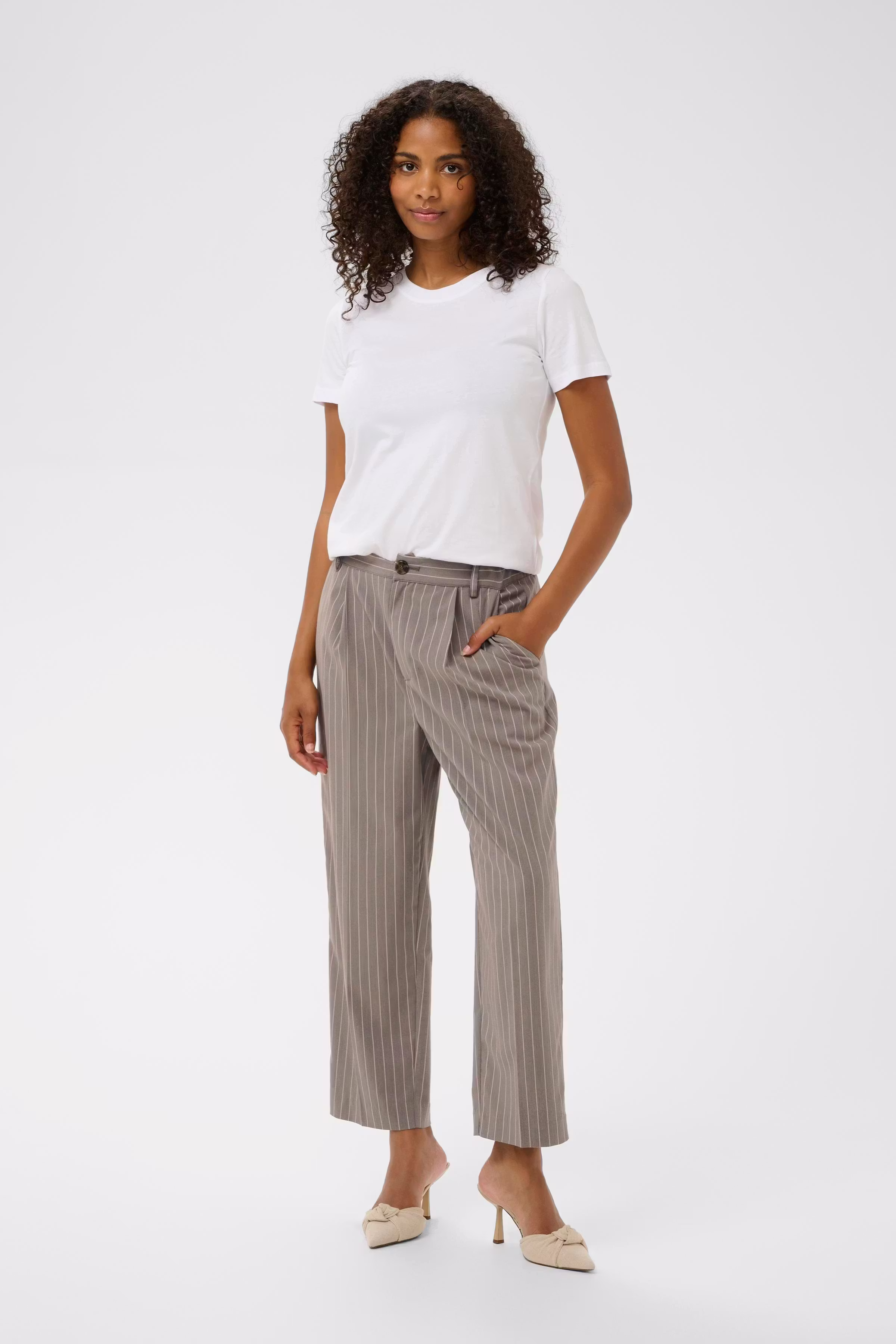 KAheather Hose LOOKBOOK FRONT 10511078-108808