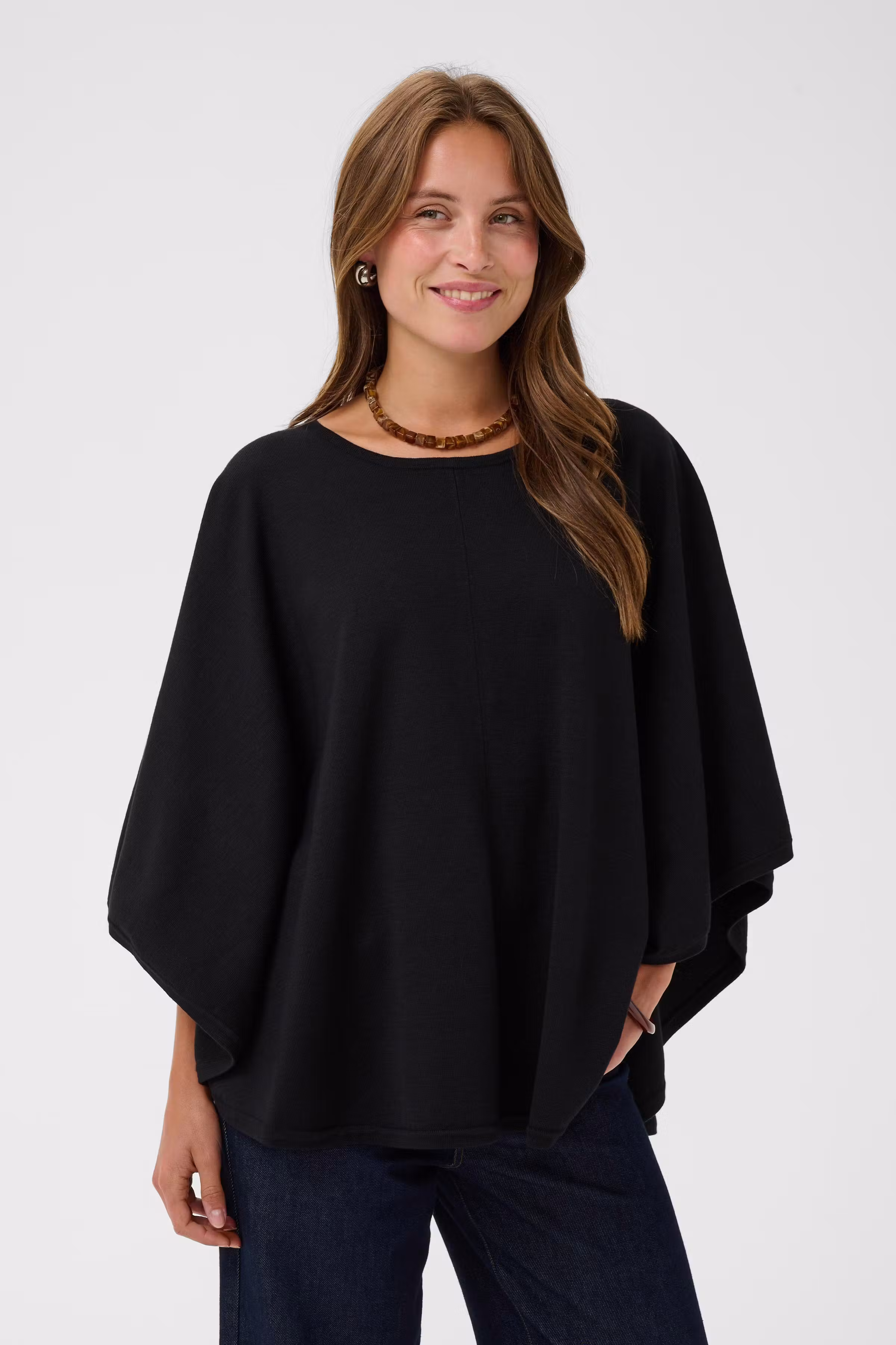 BilliSZ Poncho LOOKBOOK FRONT 30514828-193911