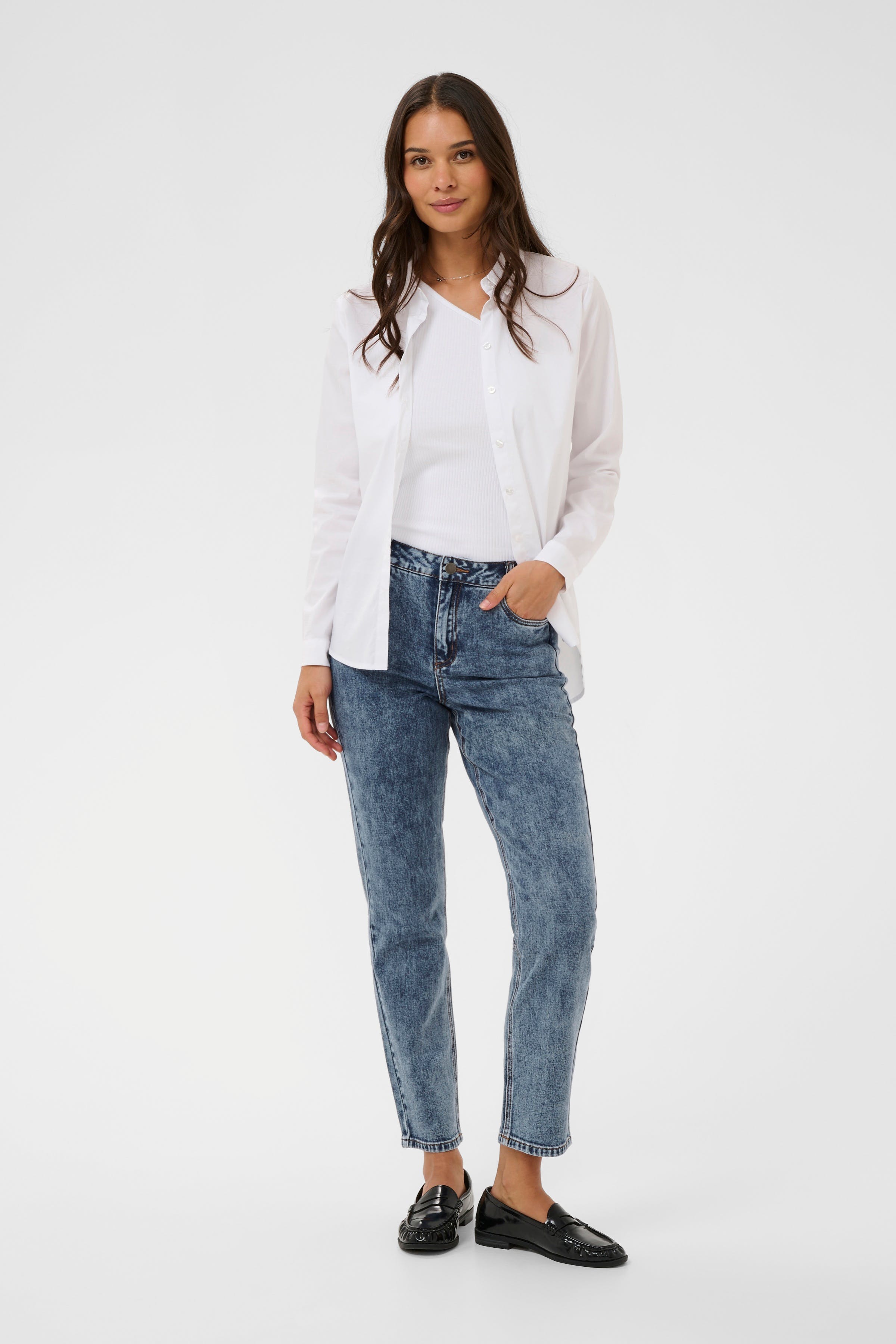 KAeloise Jeans LOOKBOOK FRONT 10510130-107716