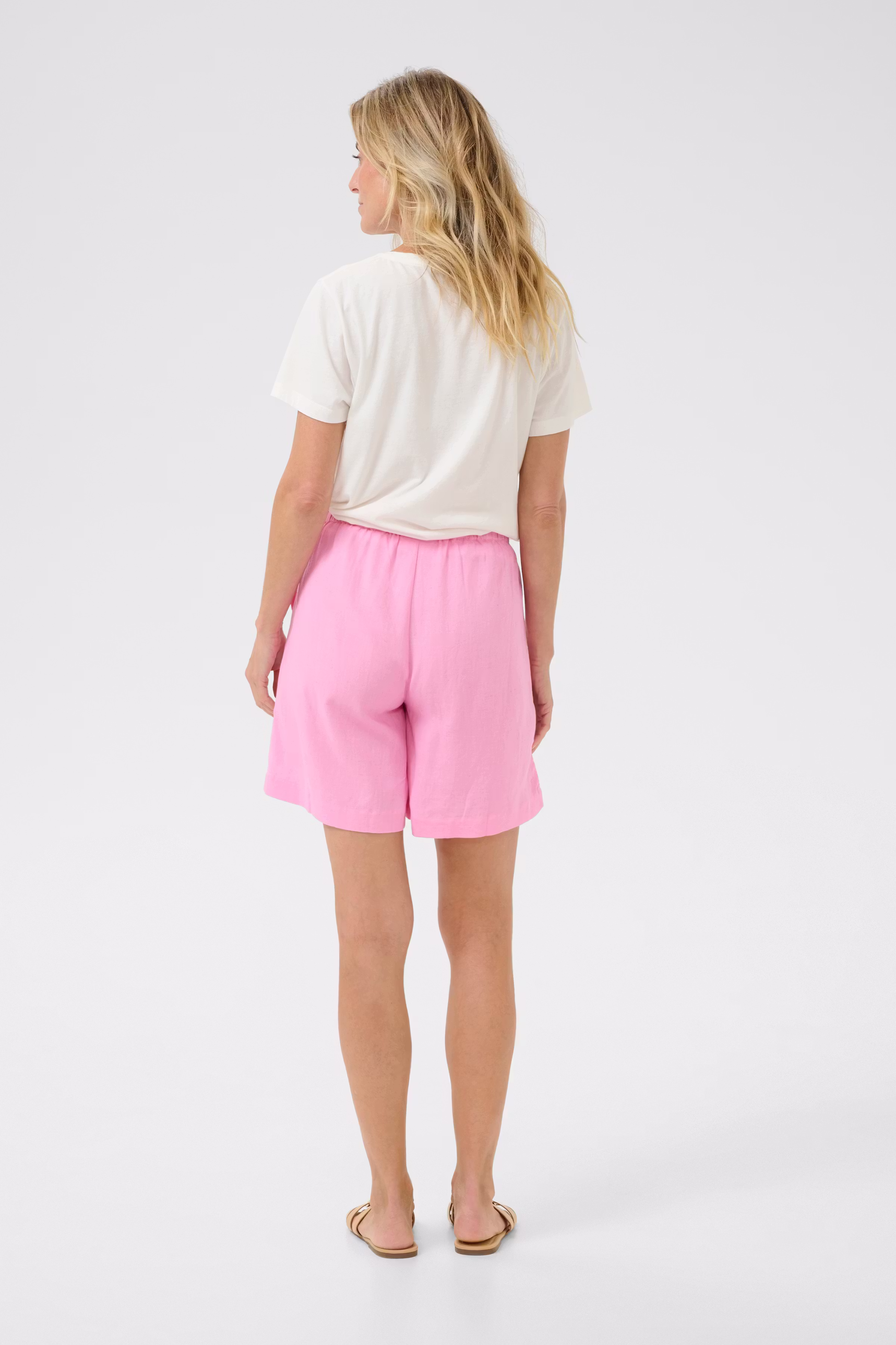 CRVenta Linen shorts LOOKBOOK BACK 10613596-152215