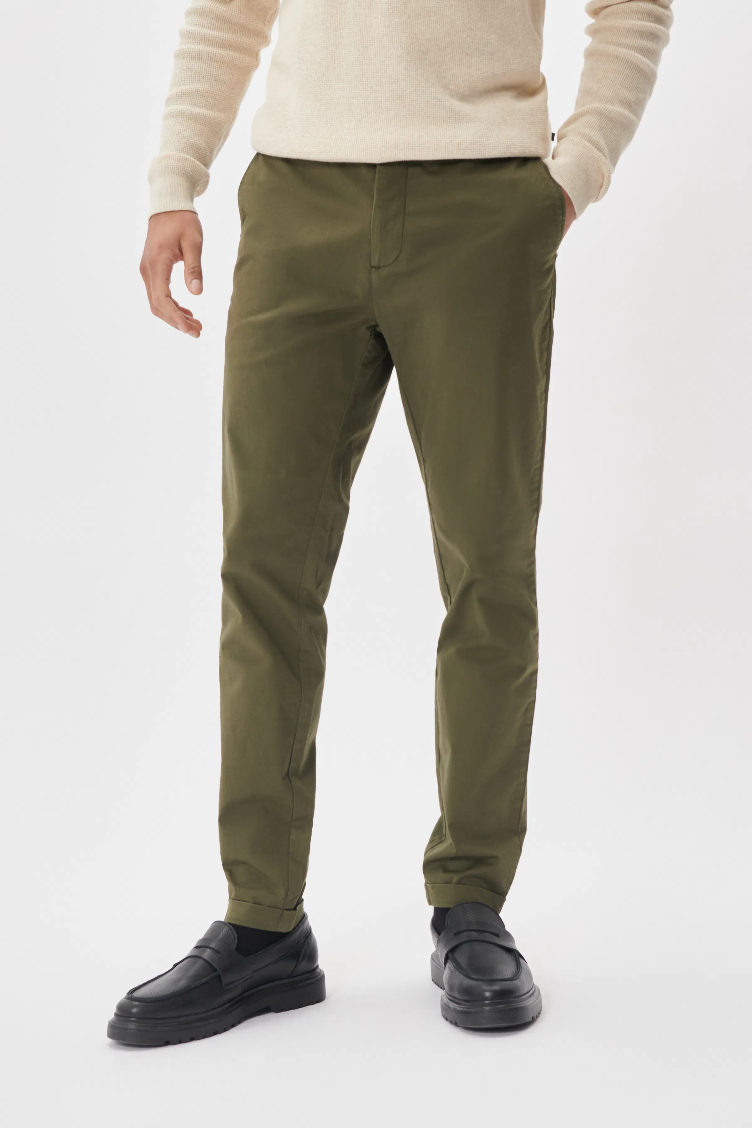 MAliam Hose LOOKBOOK FRONT 30205185-190515