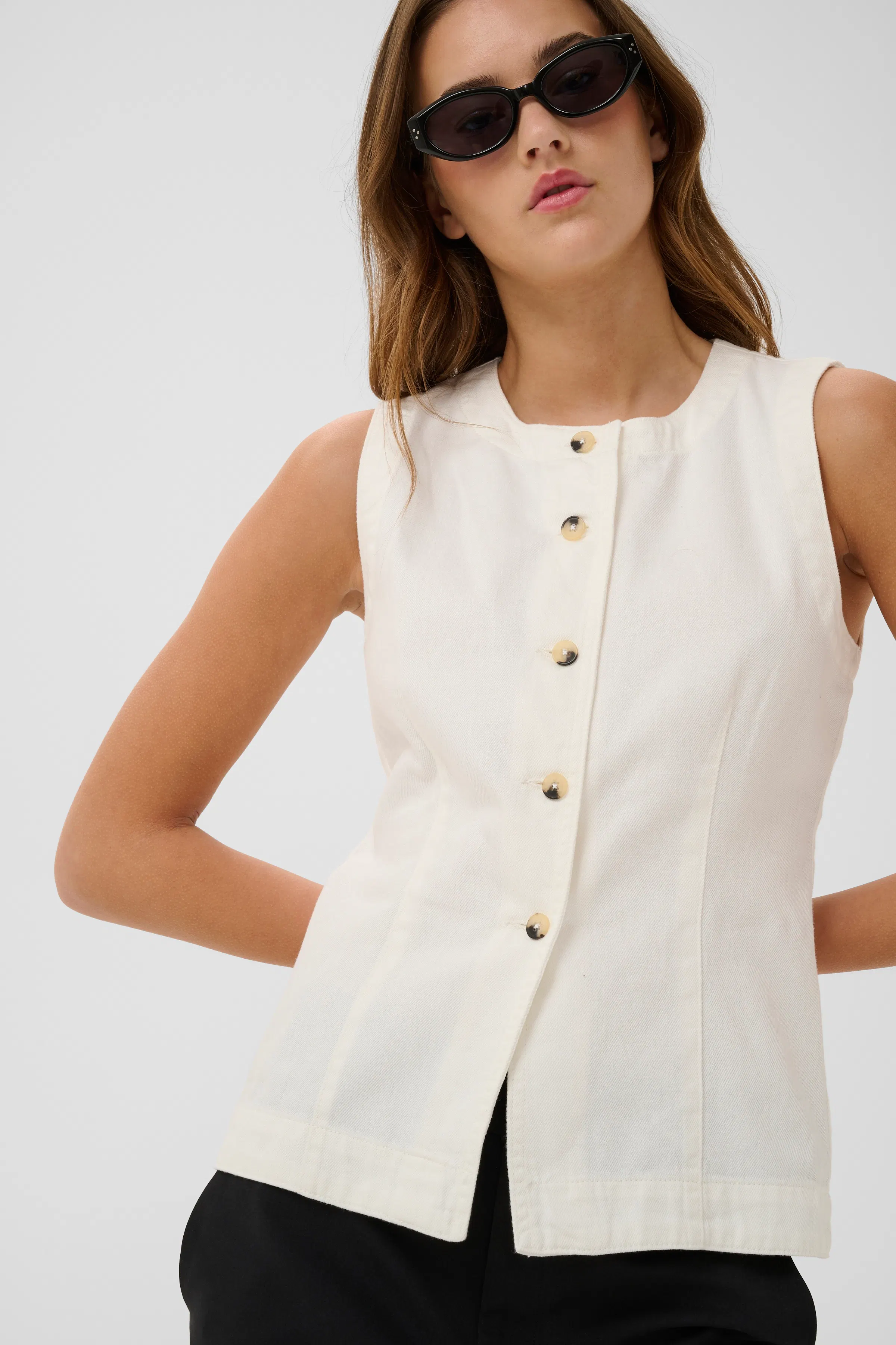 ELLYIW Denim Waistcoat Bluse LOOKBOOK DETAIL 30112549-300001