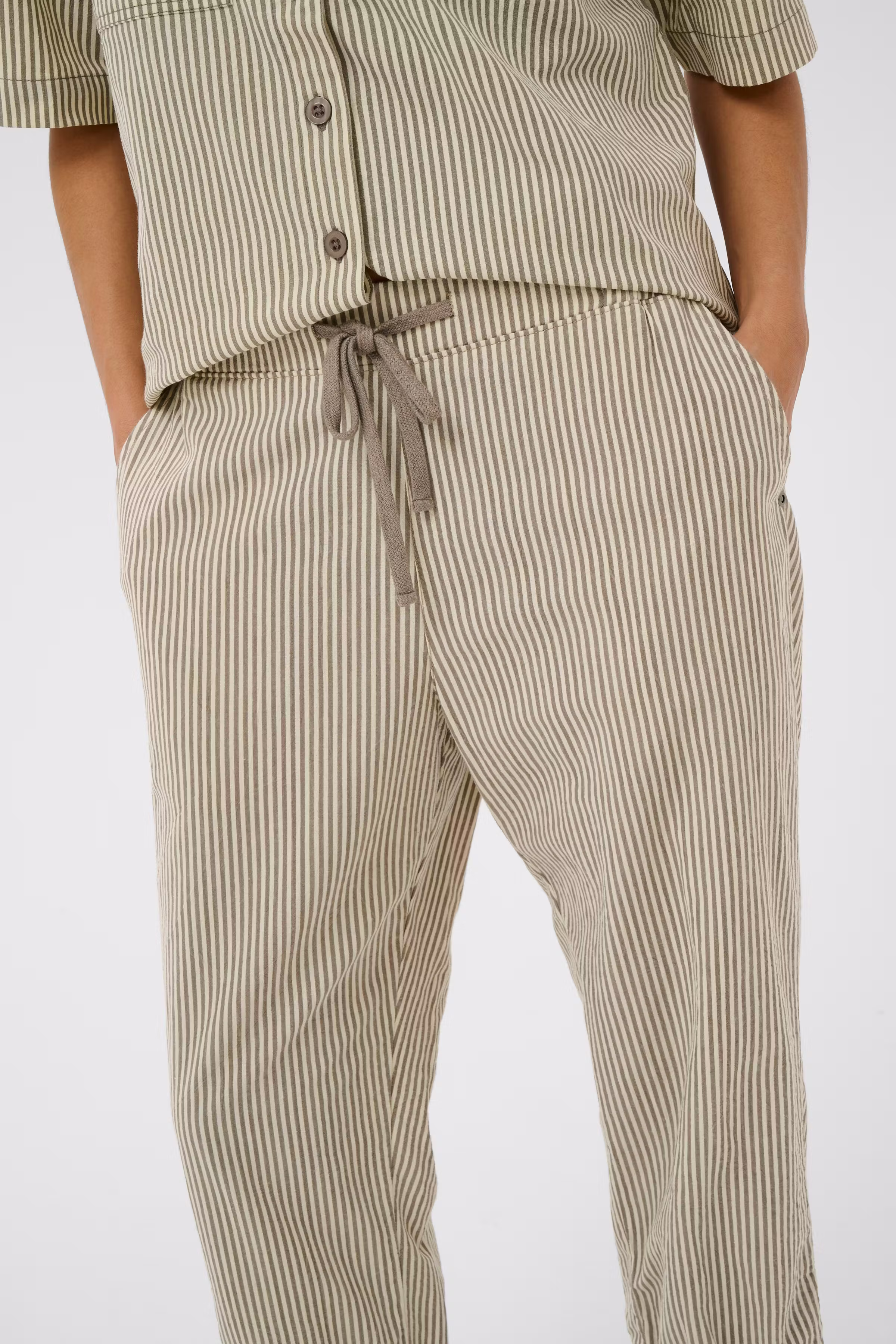 KAnaya Bukser LOOKBOOK DETAIL 10509010-108909